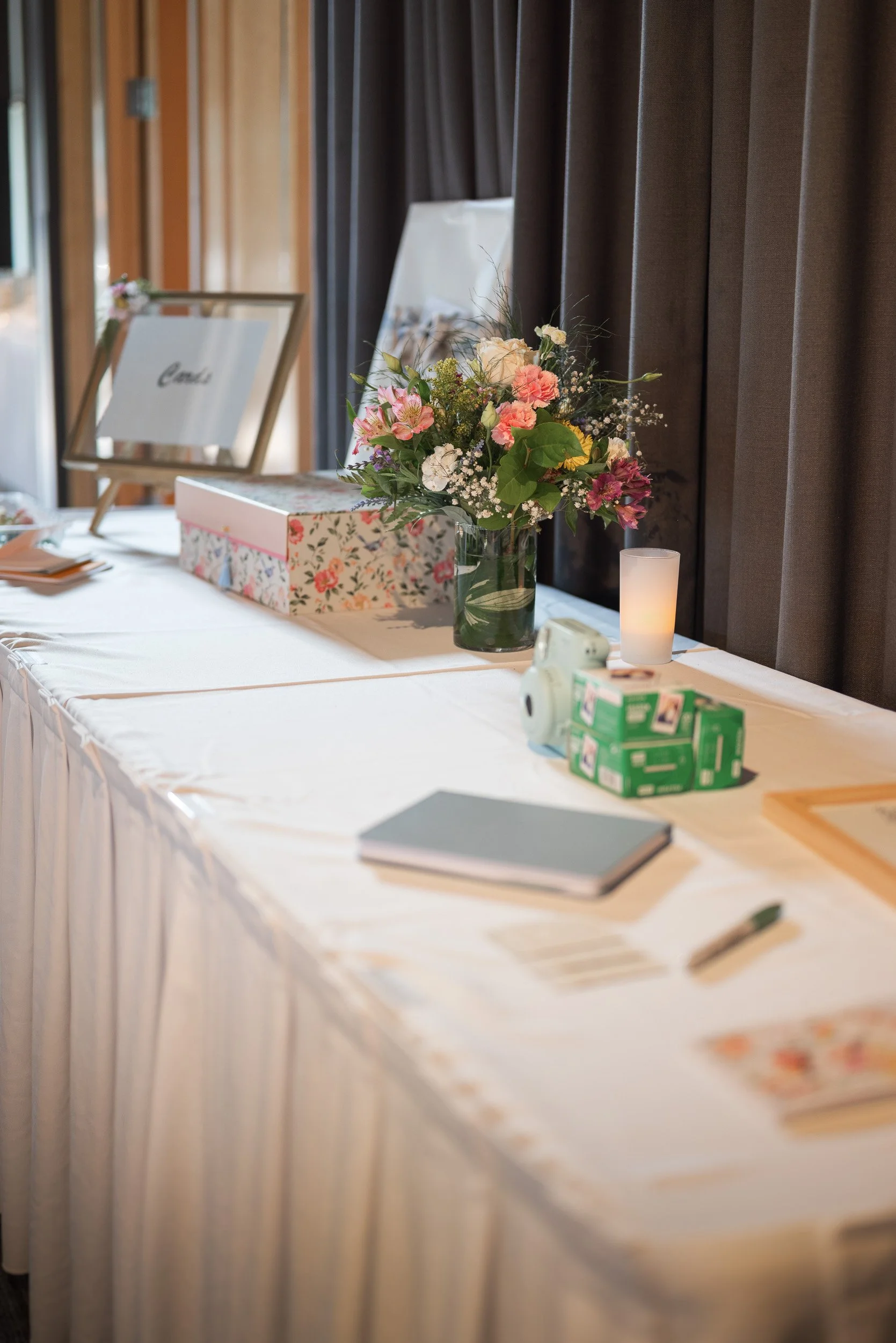 Seymour_GolfandCountryClub_Wedding-0016.jpg