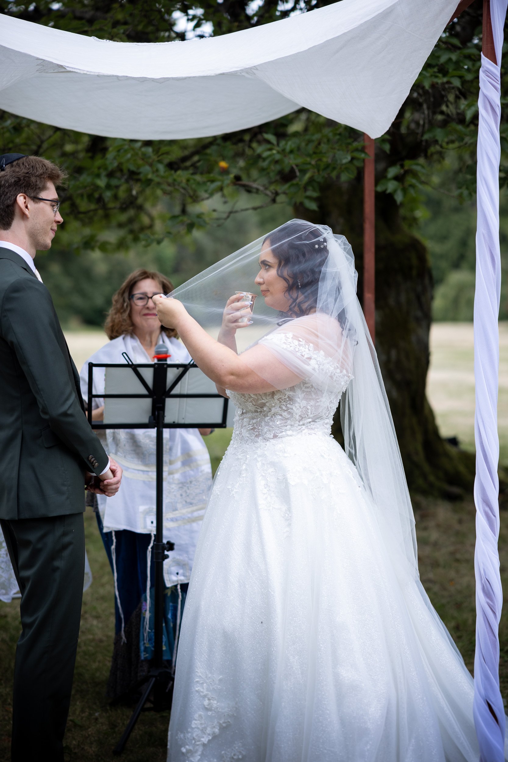 QueenElizabethPark_Wedding_C-0029.jpg