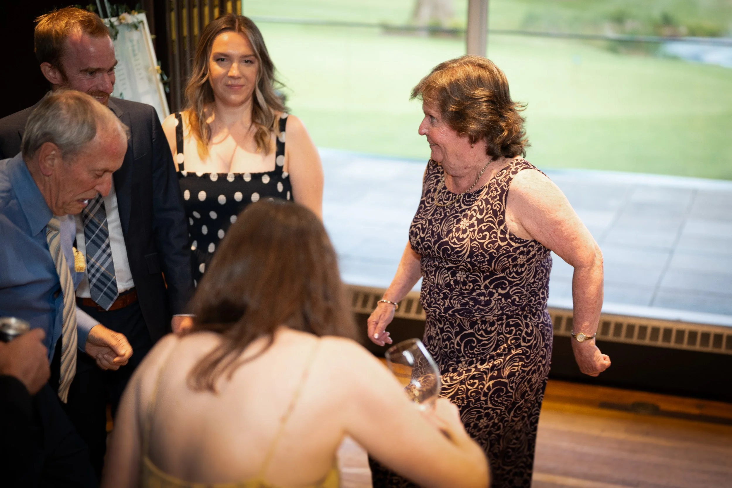 Seymour_GolfandCountryClub_Wedding-0403.jpg