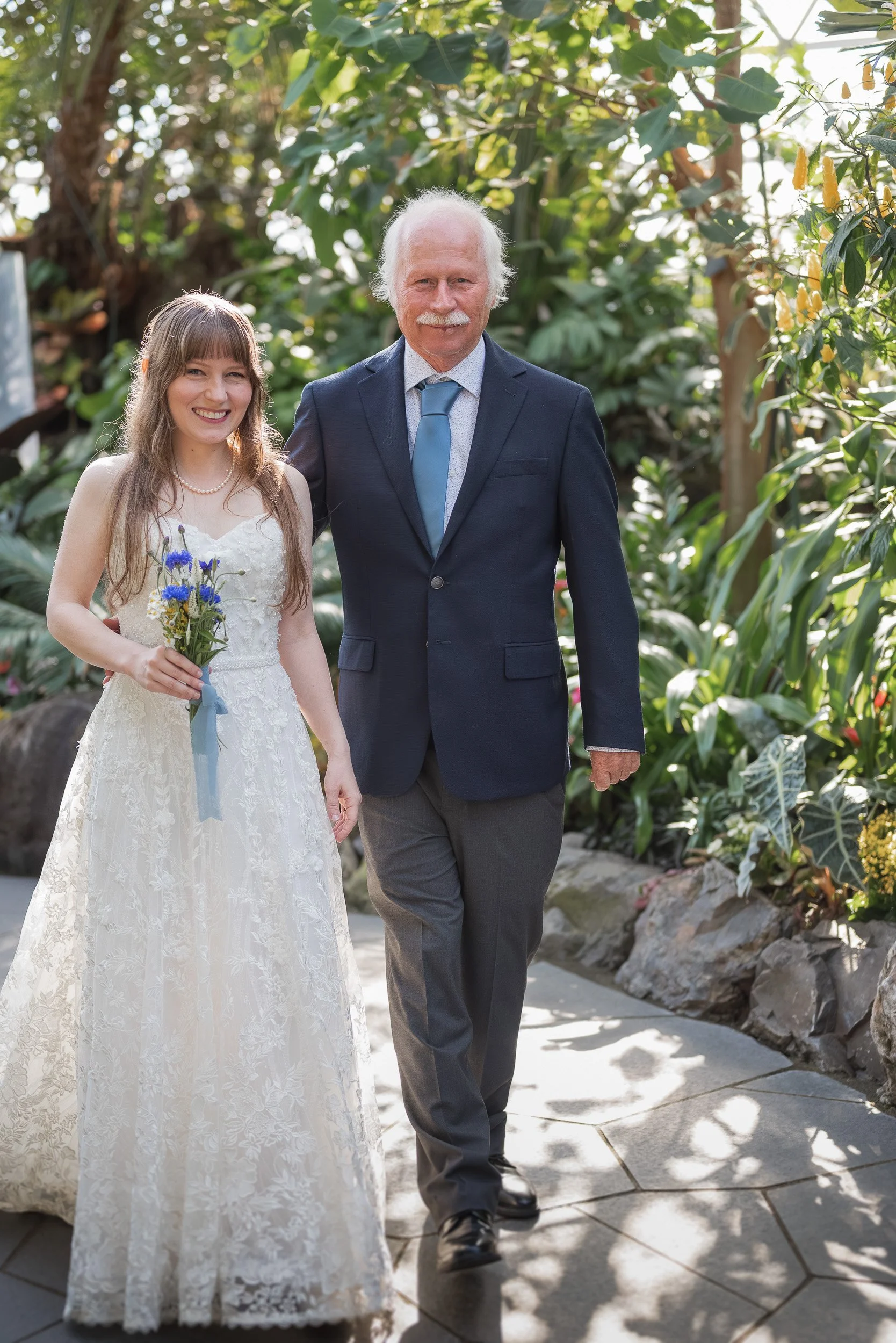 Bloedel_Conservatory_Wedding_Photographer-0035.jpg