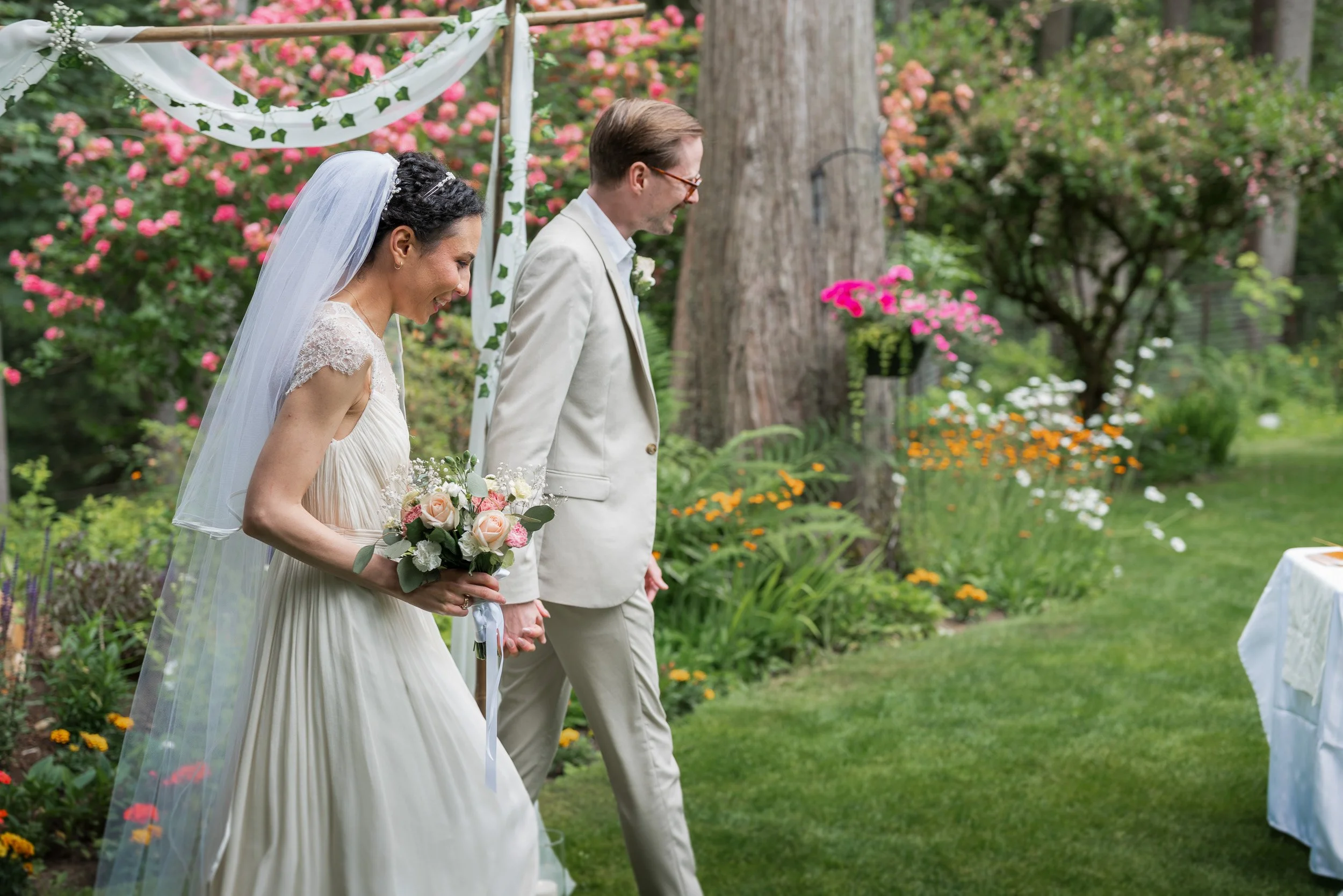 VancouverMicroWedding-0099.jpg