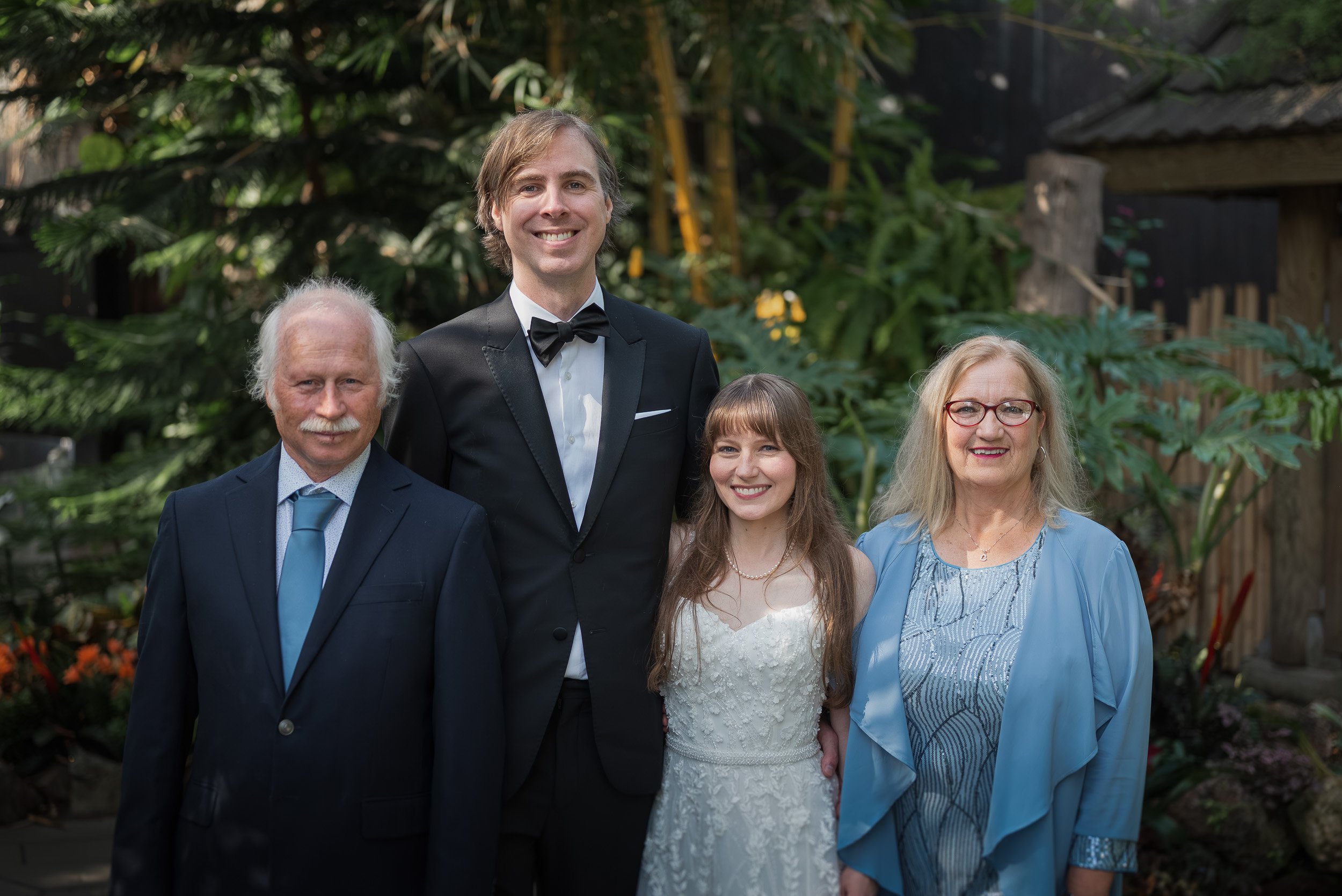 Bloedel_Conservatory_Wedding_Photographer-0209.jpg