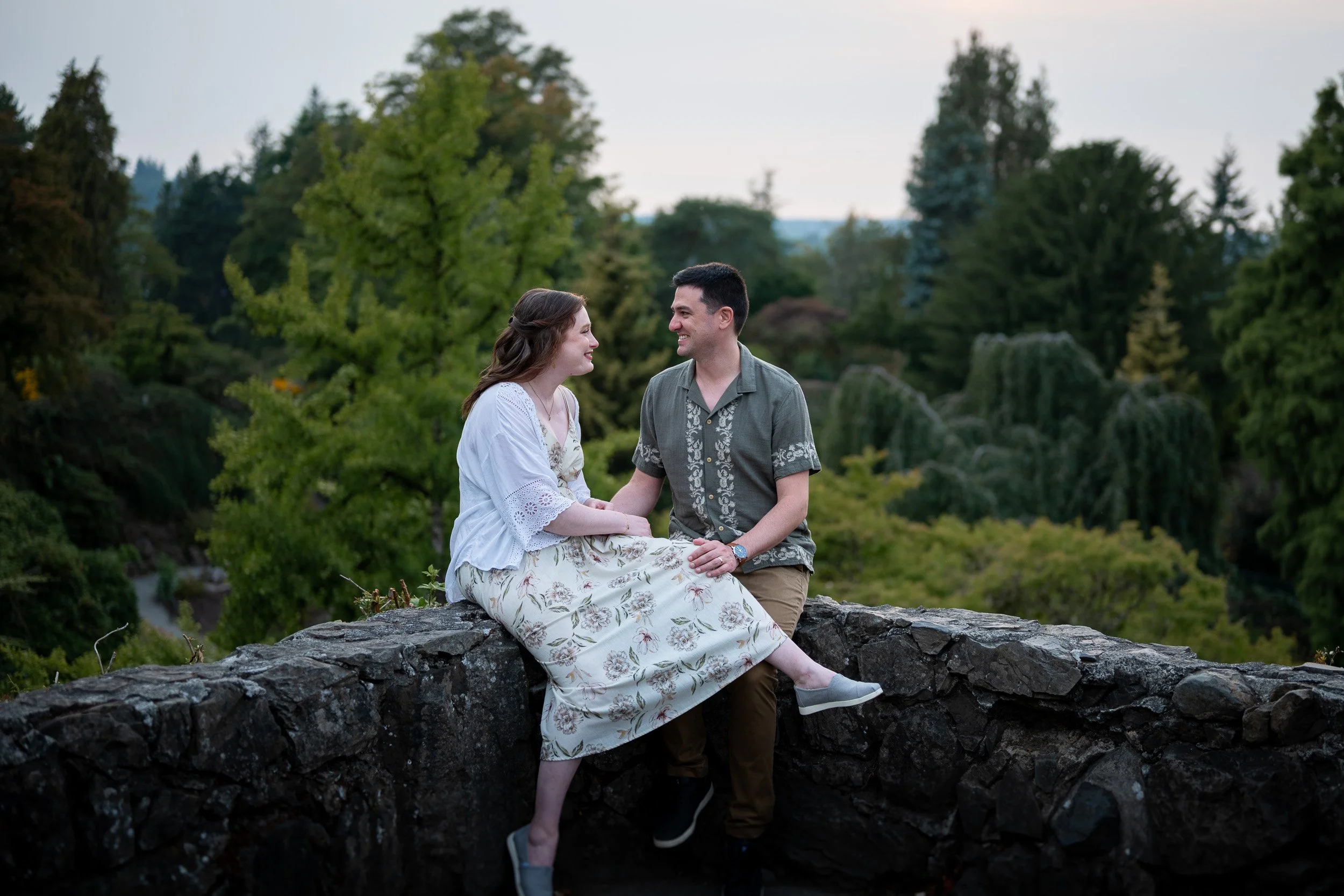 QueenElizabethPark_Engagement_Photographer-0007.jpg