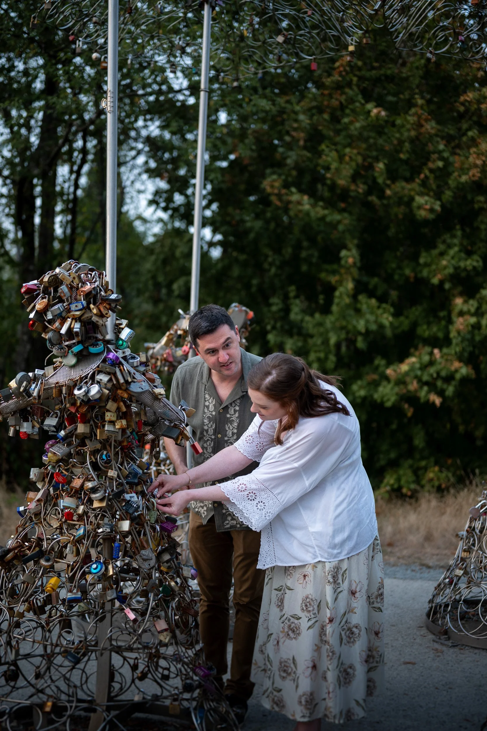 QueenElizabethPark_Engagement_Photographer-0040.jpg