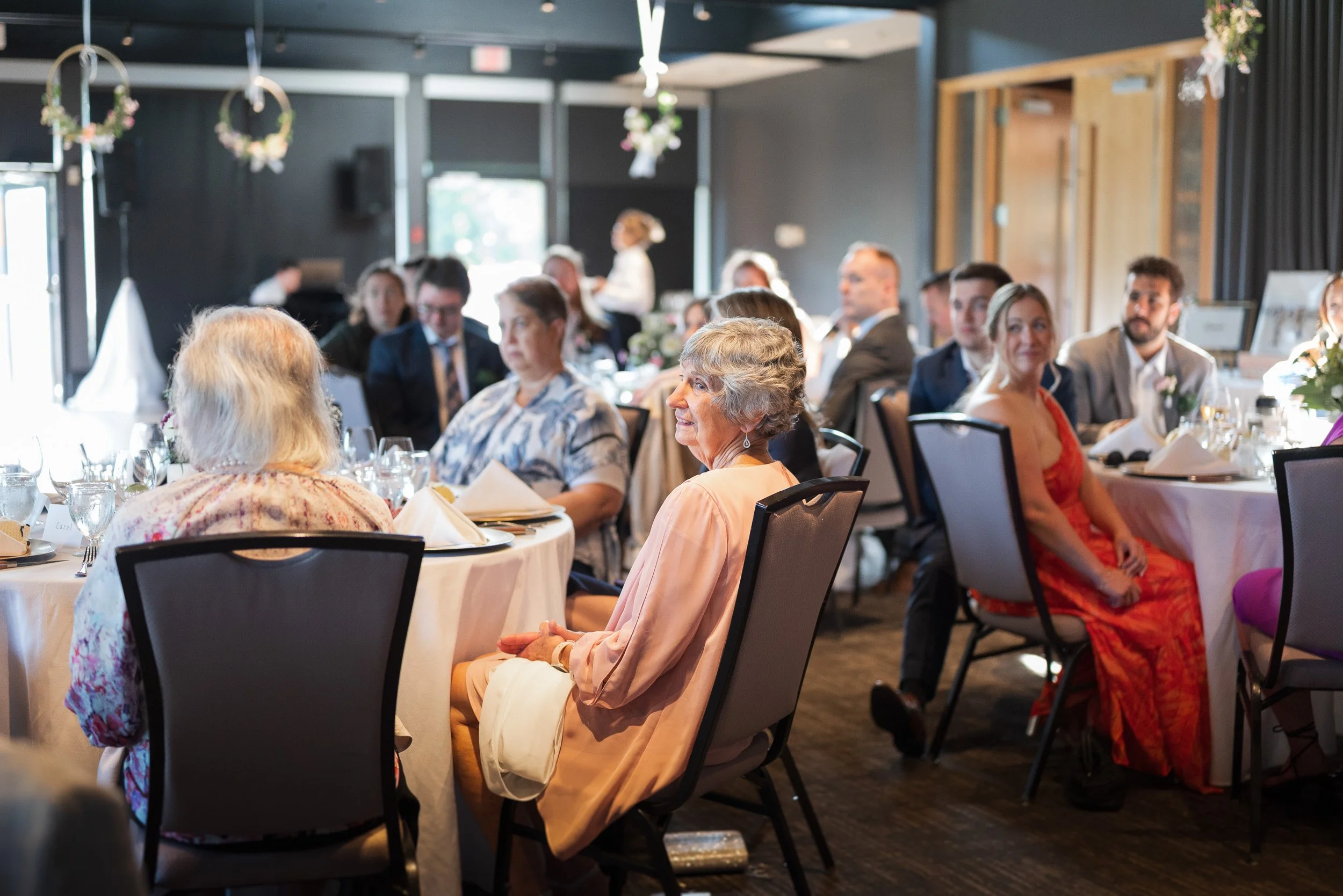 Seymour_GolfandCountryClub_Wedding-0230.jpg