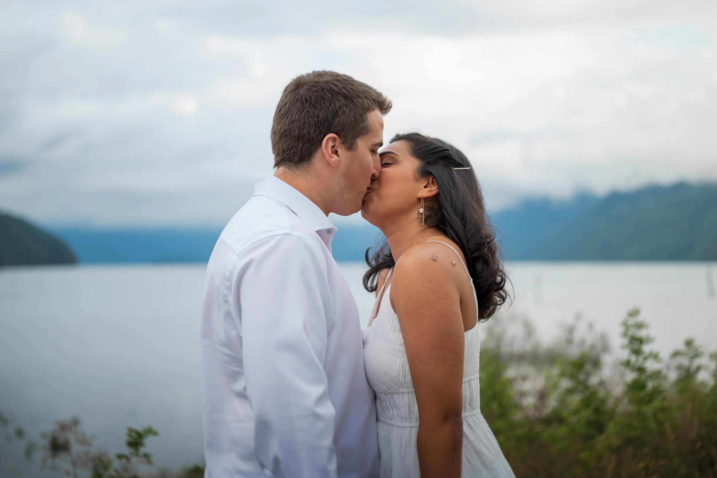 PittLakeEngagement-0016.jpg
