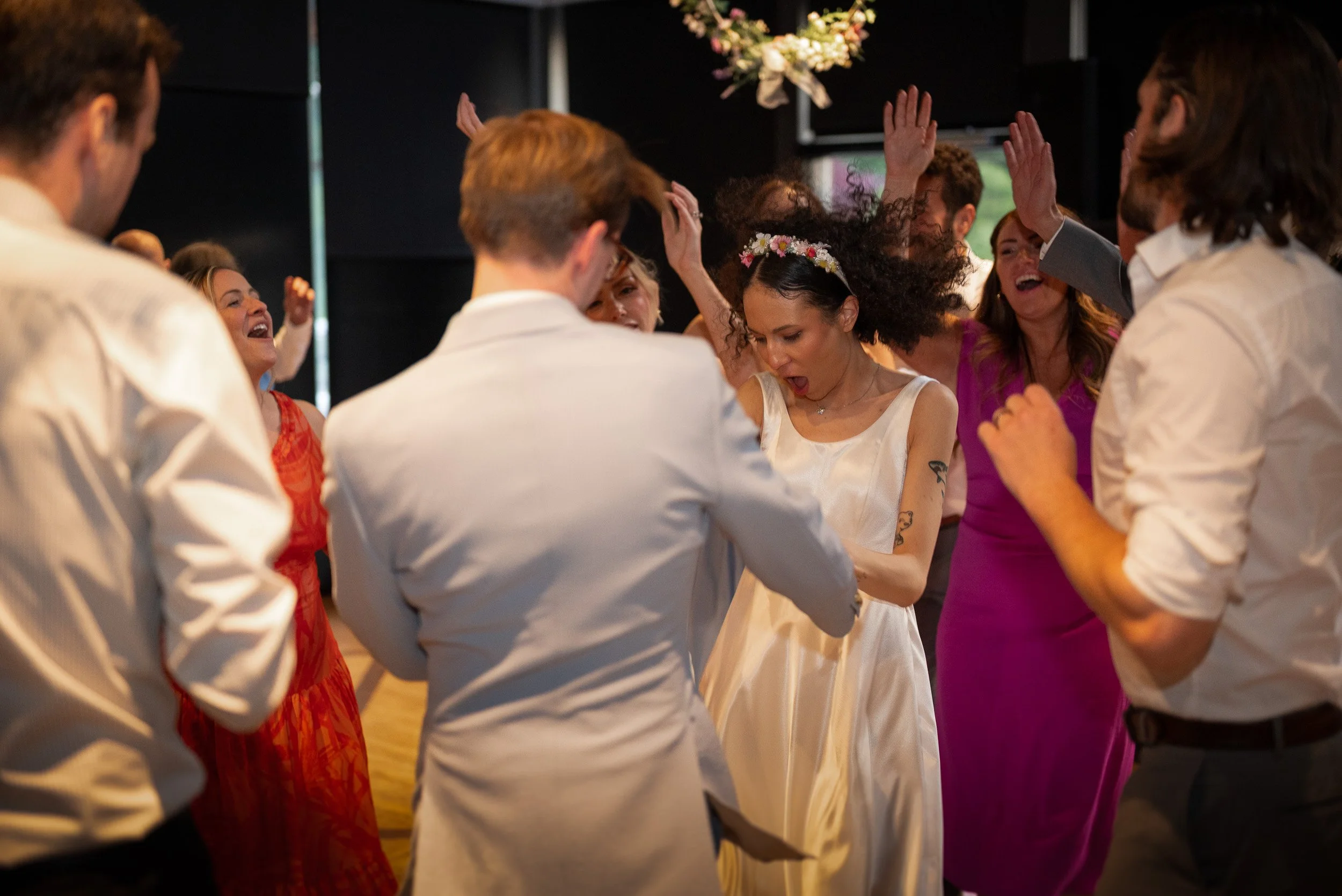 Seymour_GolfandCountryClub_Wedding-0389.jpg