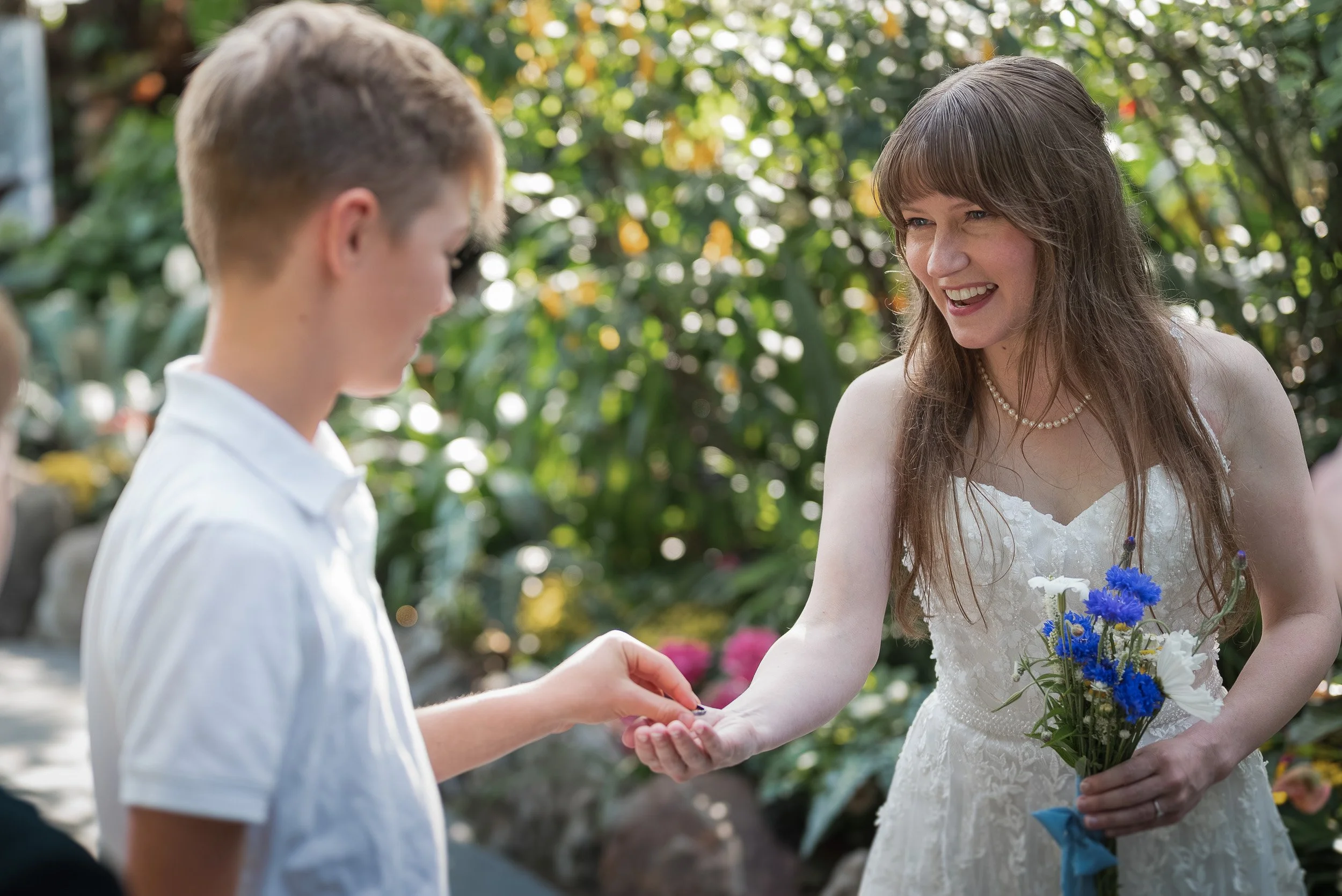 Bloedel_Conservatory_Wedding_Photographer-0053.jpg