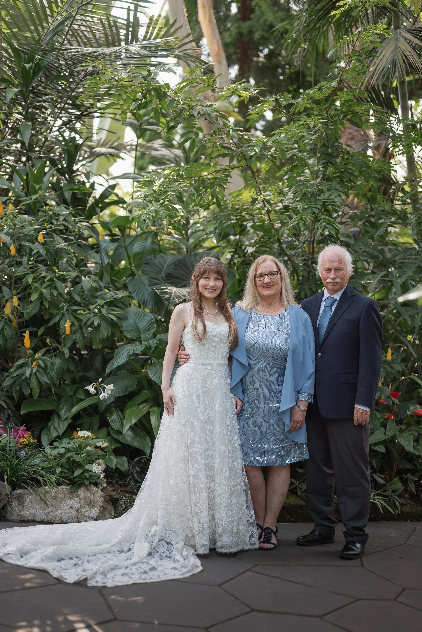 Bloedel_Conservatory_Wedding_Photographer-0226.jpg
