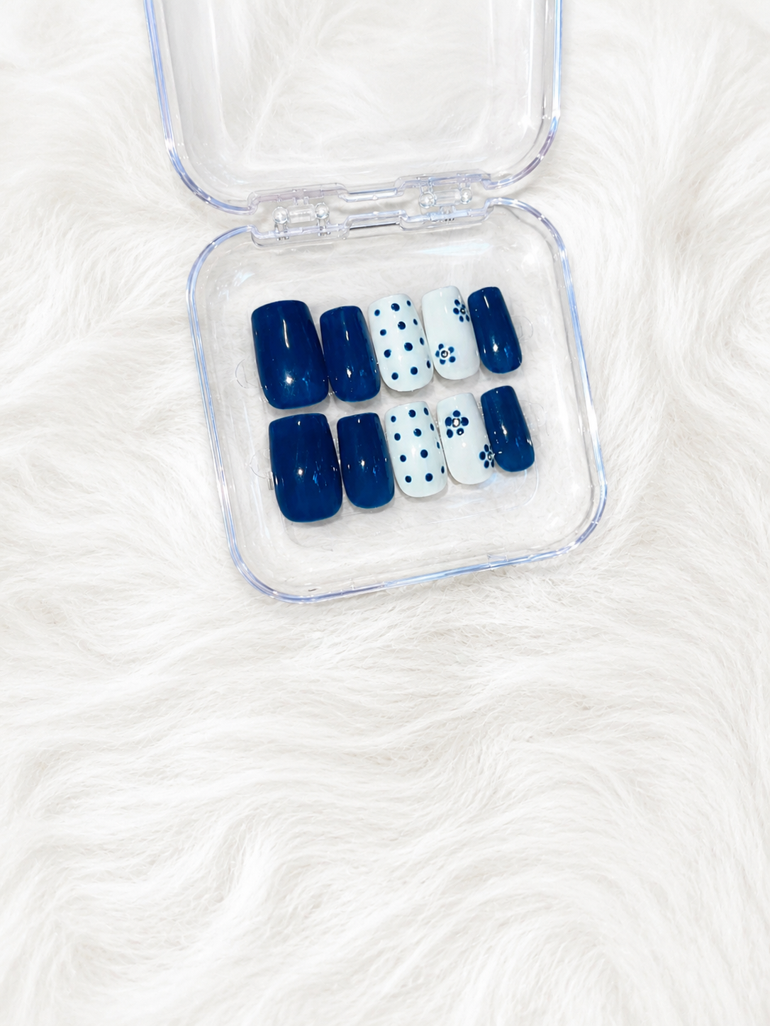 Navy Bloom
