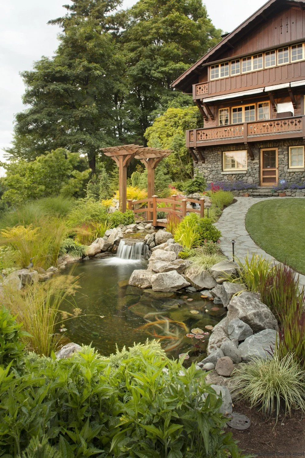 Portland-Landscaping-Water-Feature-Design2.jpg