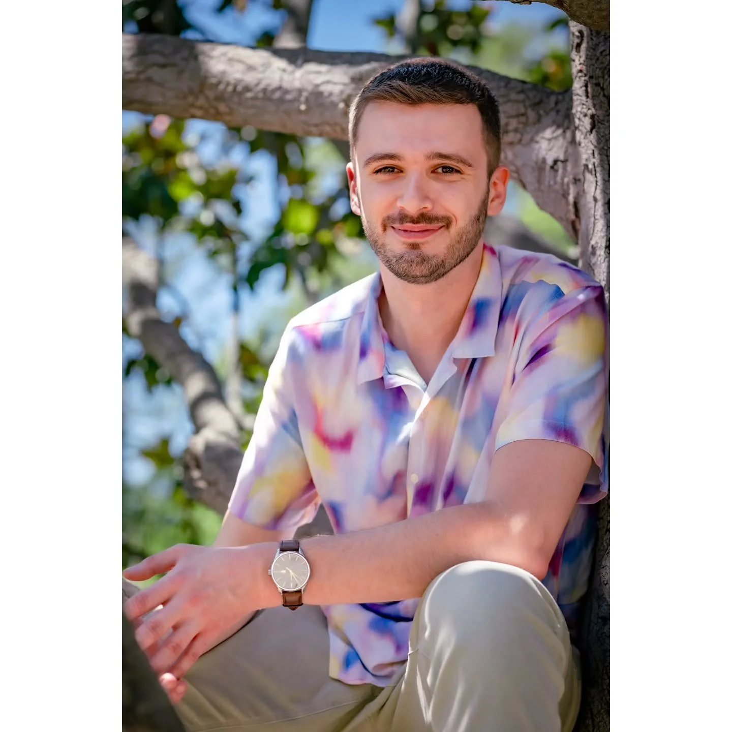 &laquo; J'aime les portraits qui racontent quelque chose avant m&ecirc;me qu'on lise la l&eacute;gende. &raquo; 📸

Mod&egrave;le : @zzz.benjamin 
.
.
.
#Portrait #Photographe #portraitphotography #summervibes☀️ #naturallightphotographer