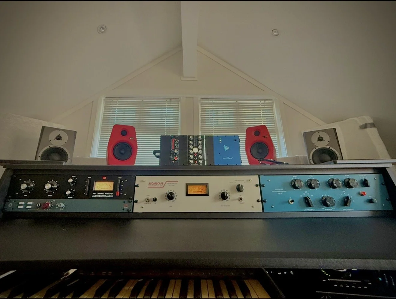 Analog Stereo Mastering