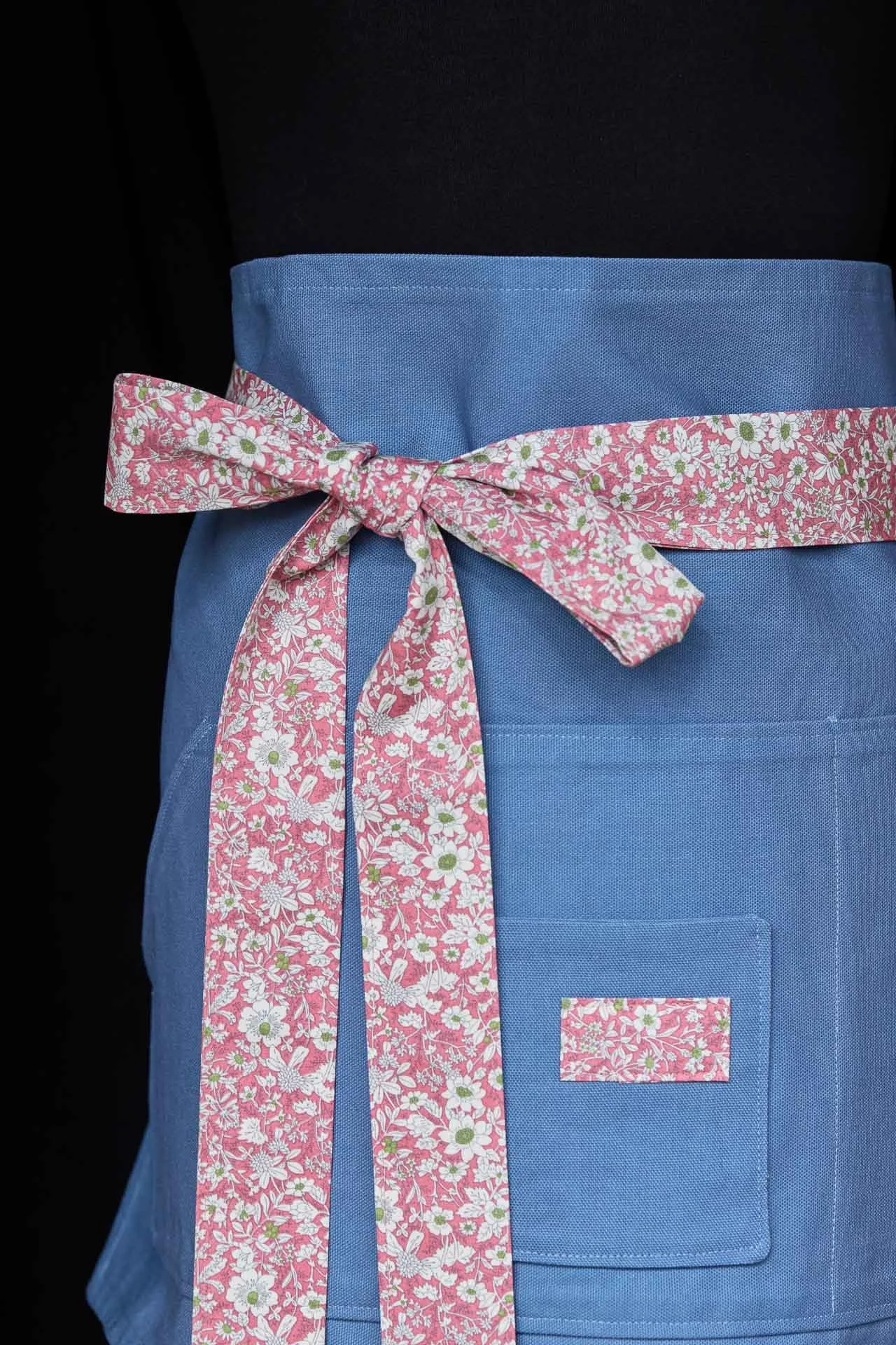 GA blue pink detail lr.jpg