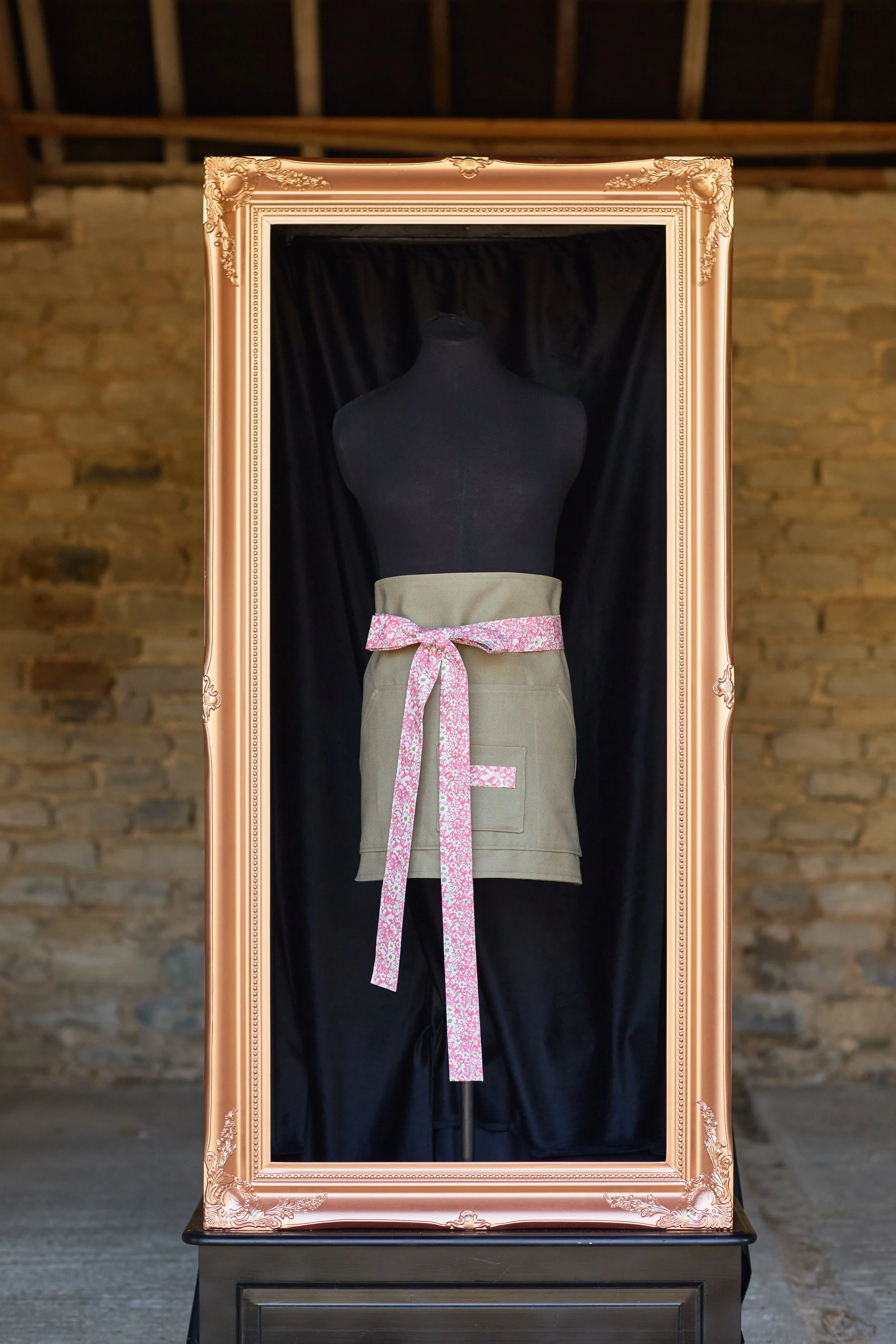 Gardener's Apron Green/Pink