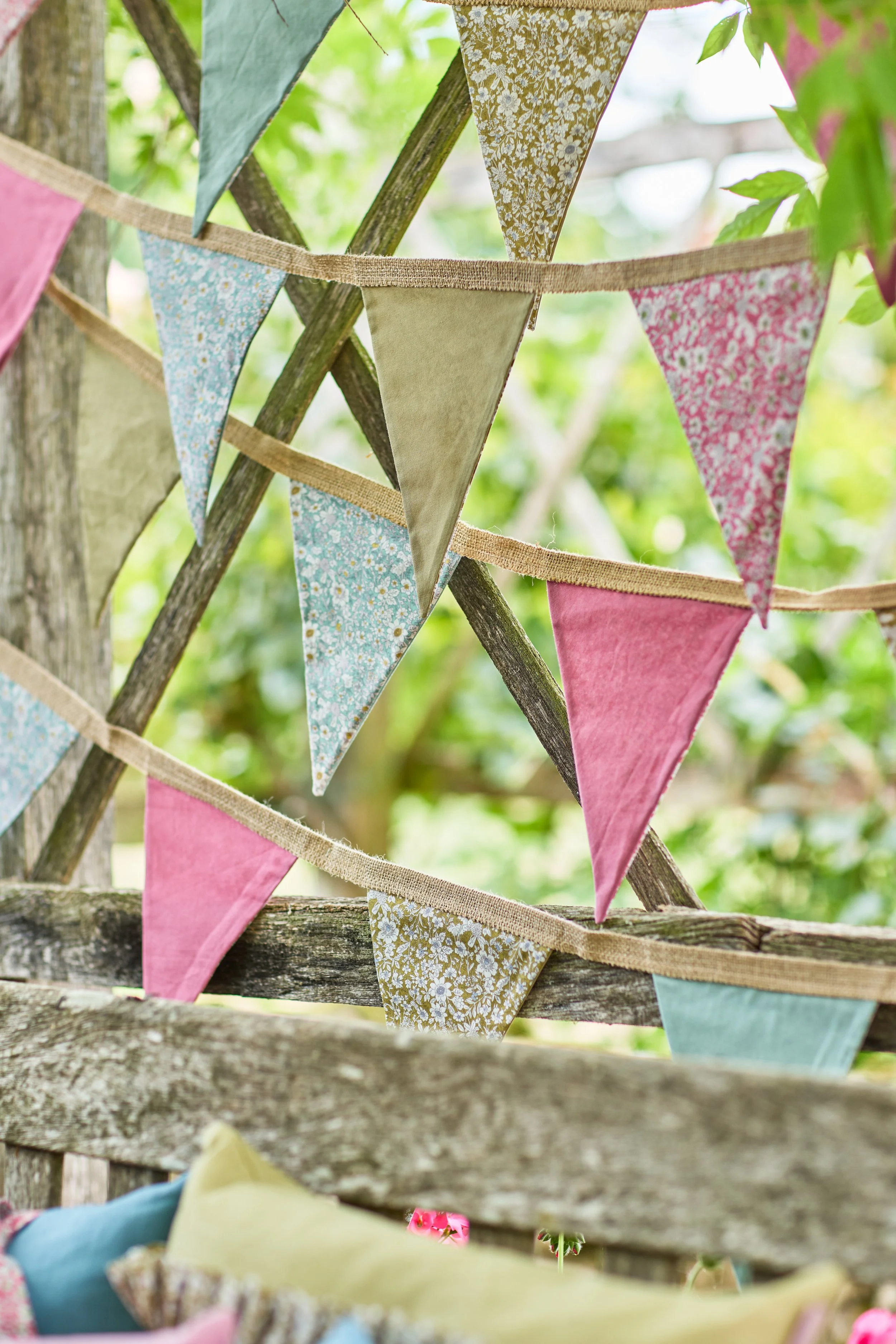 Bunting 2.jpg