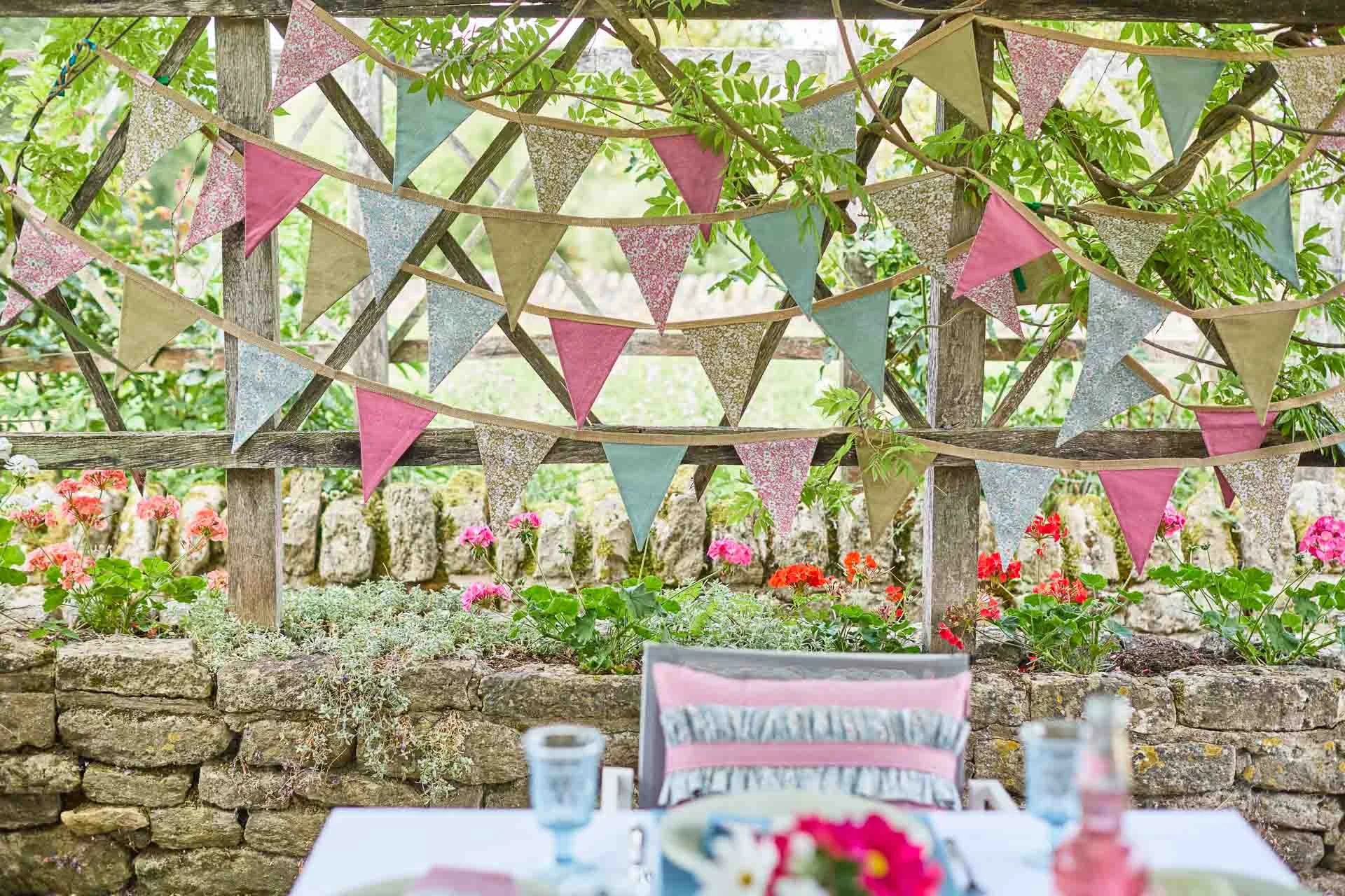 Country Bunting