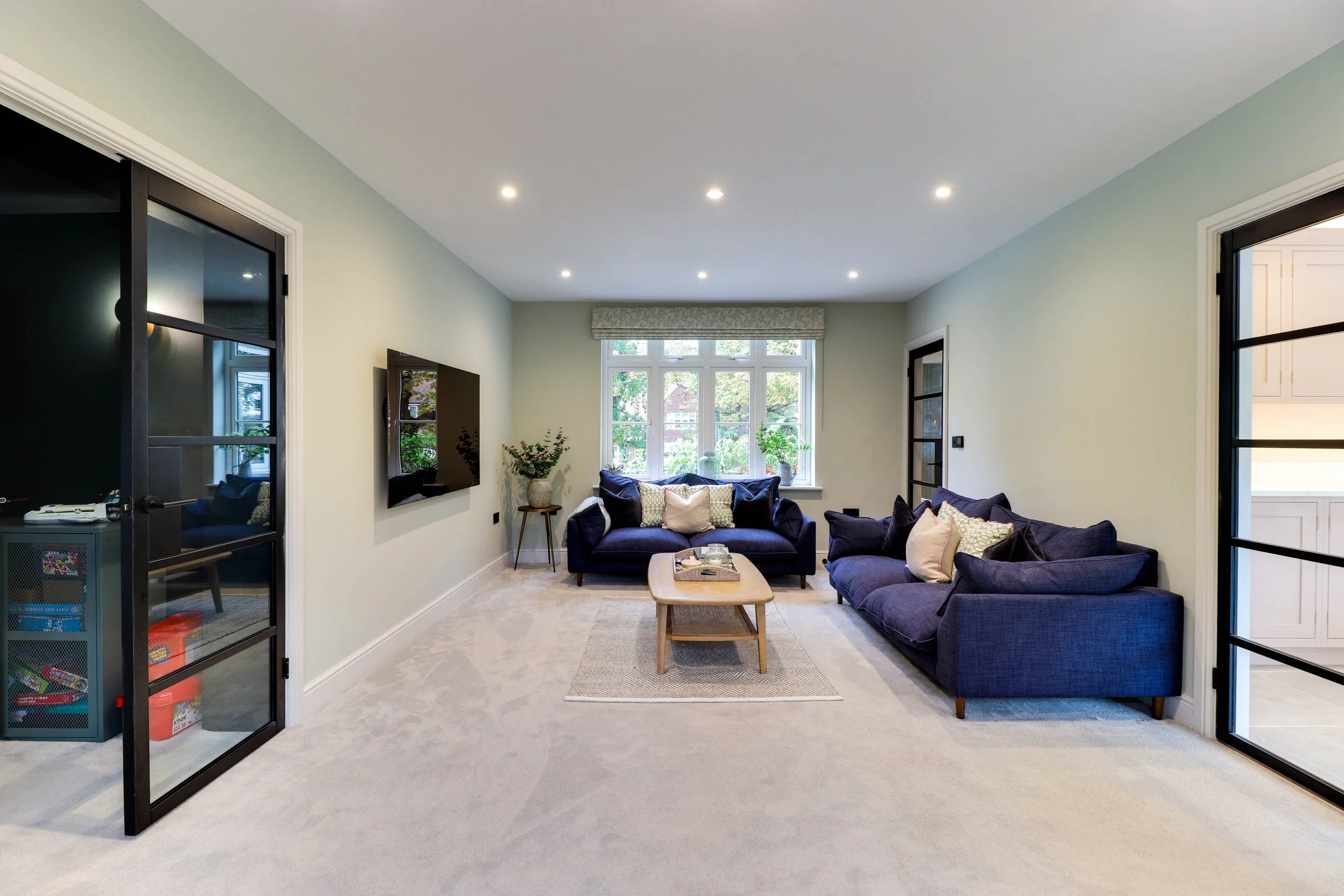 Living room 1.4.jpg