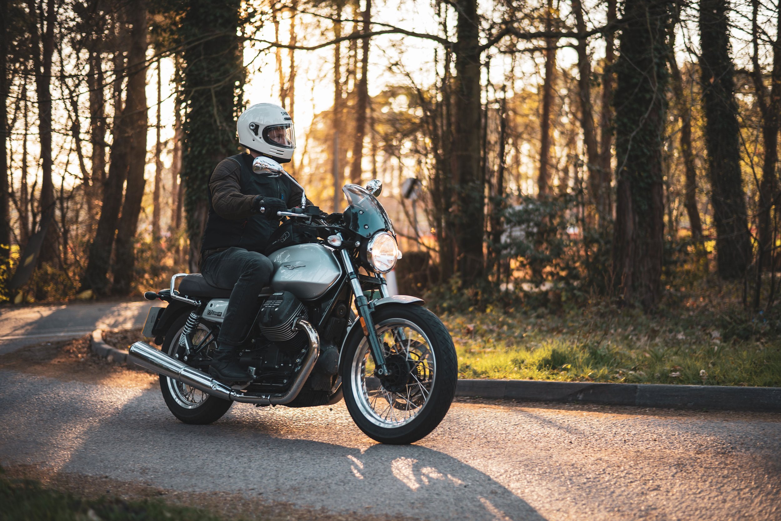 THE ALGORITHM OF THE OPEN ROAD: DAVID’S MOTO GUZZI V7 III &amp; MOTO-TRACKS