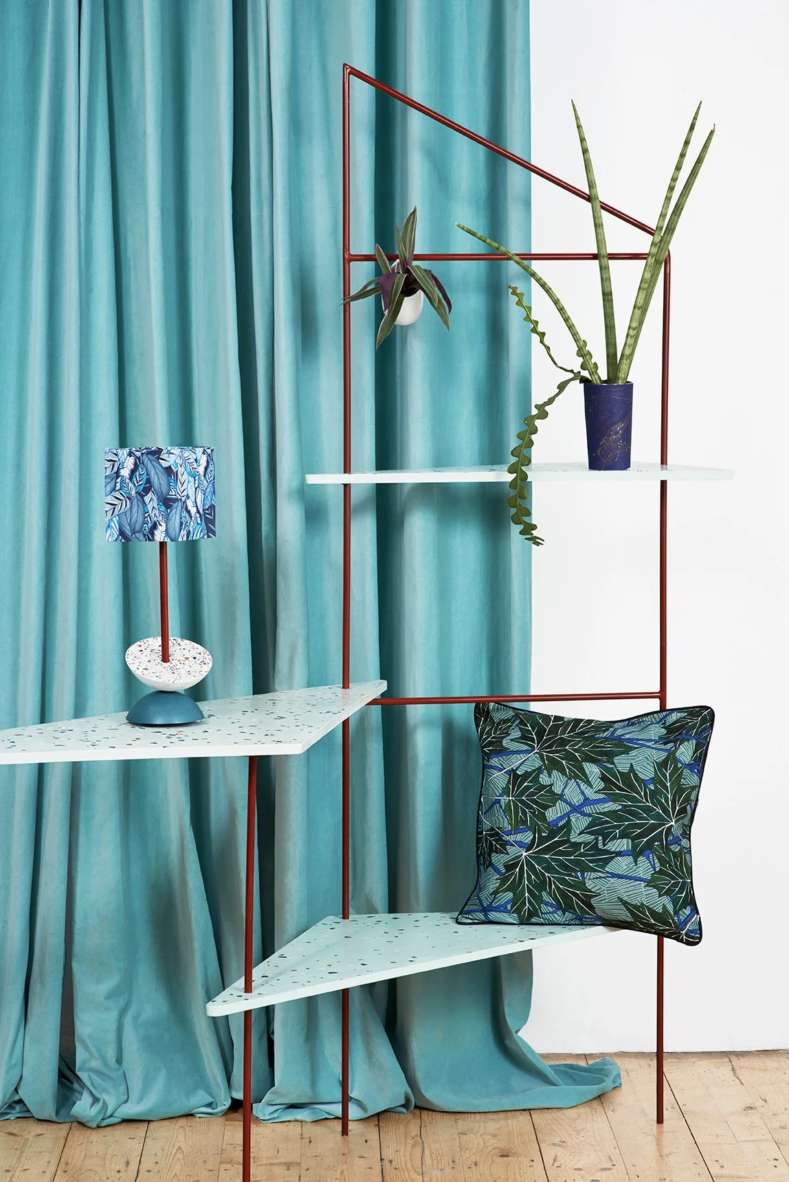 salone-del-mobile-room-divider-jesmonite-forgetmenot-installation.jpg