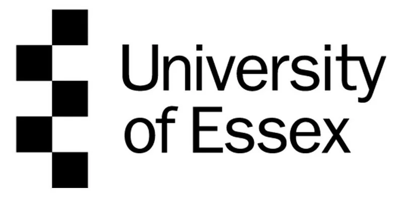 Logo en noir et blanc de l'Université d'Essex, avec une série de carrés noirs et le texte 'University of Essex'.