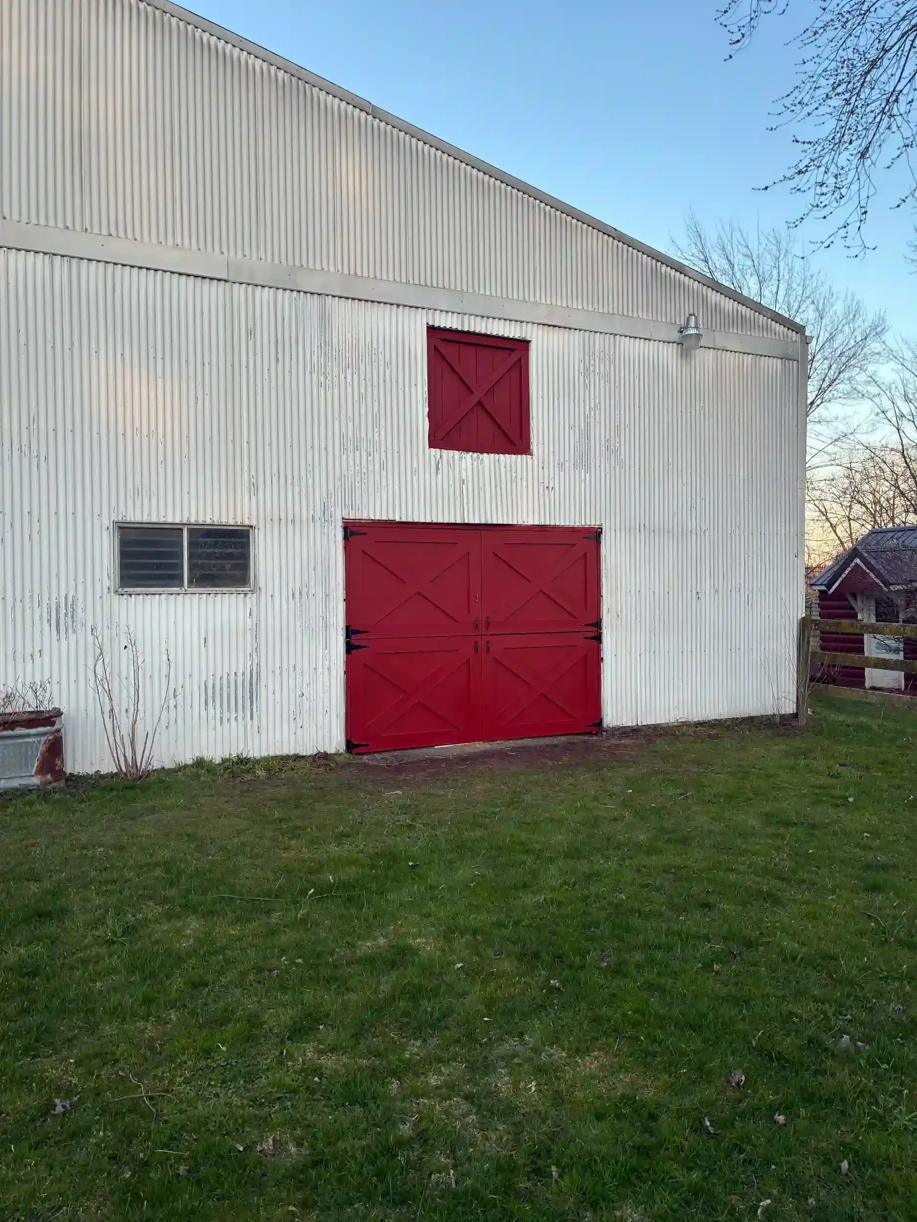 portfolio-historic-barn-door-rebuild-gallery-12.webp