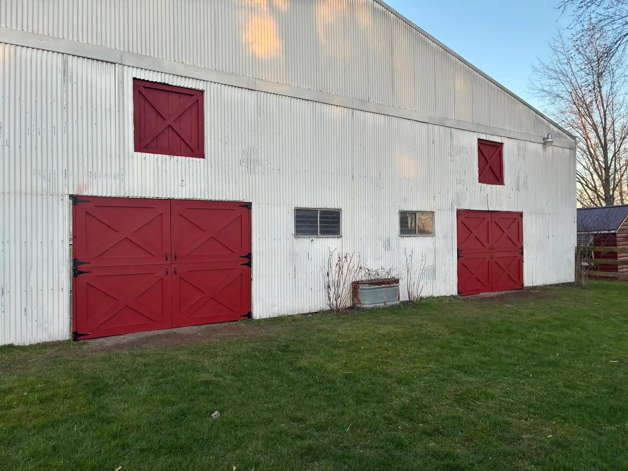 portfolio-historic-barn-door-rebuild-gallery-13.webp
