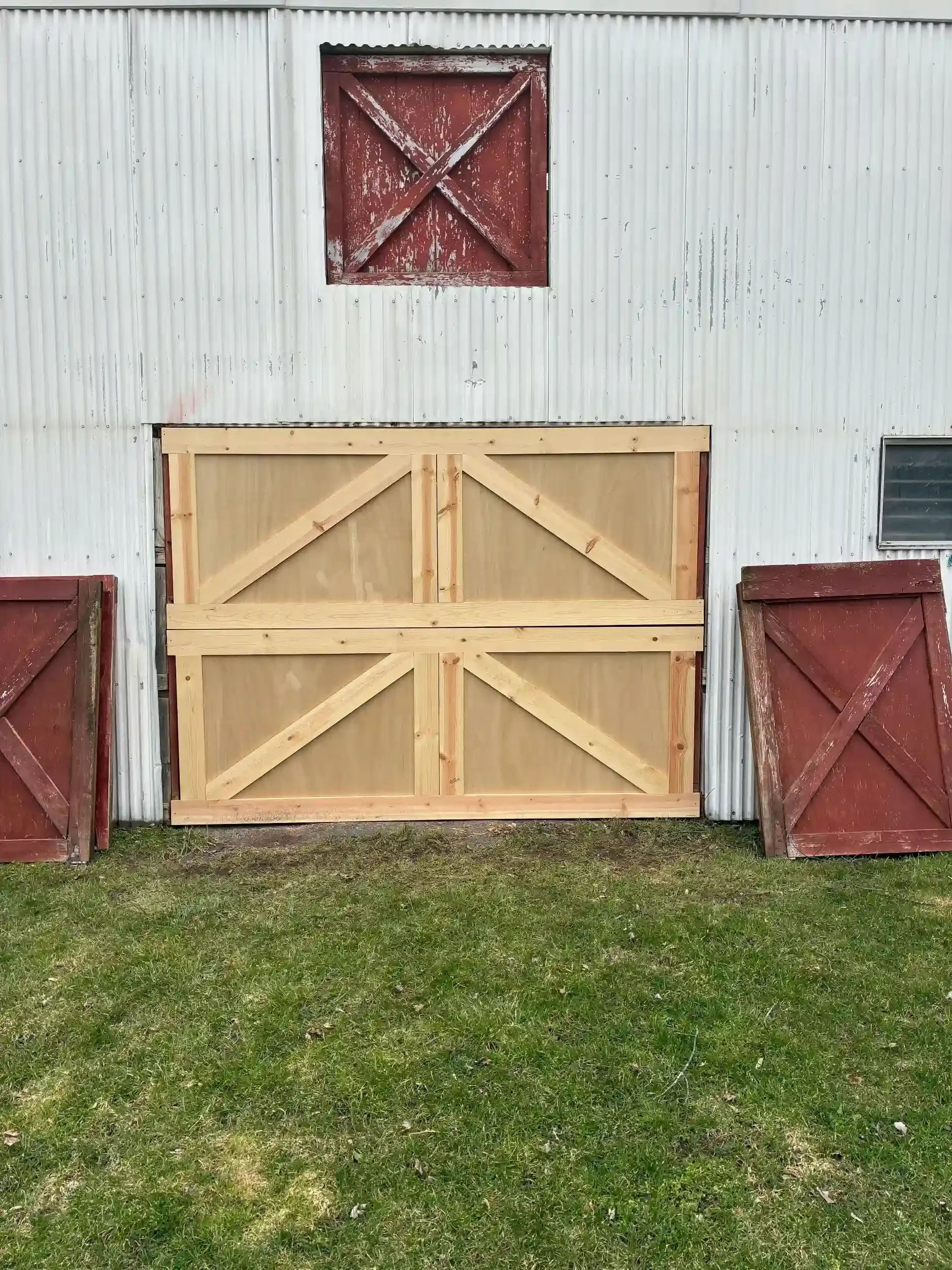 portfolio-historic-barn-door-rebuild-gallery-7.webp