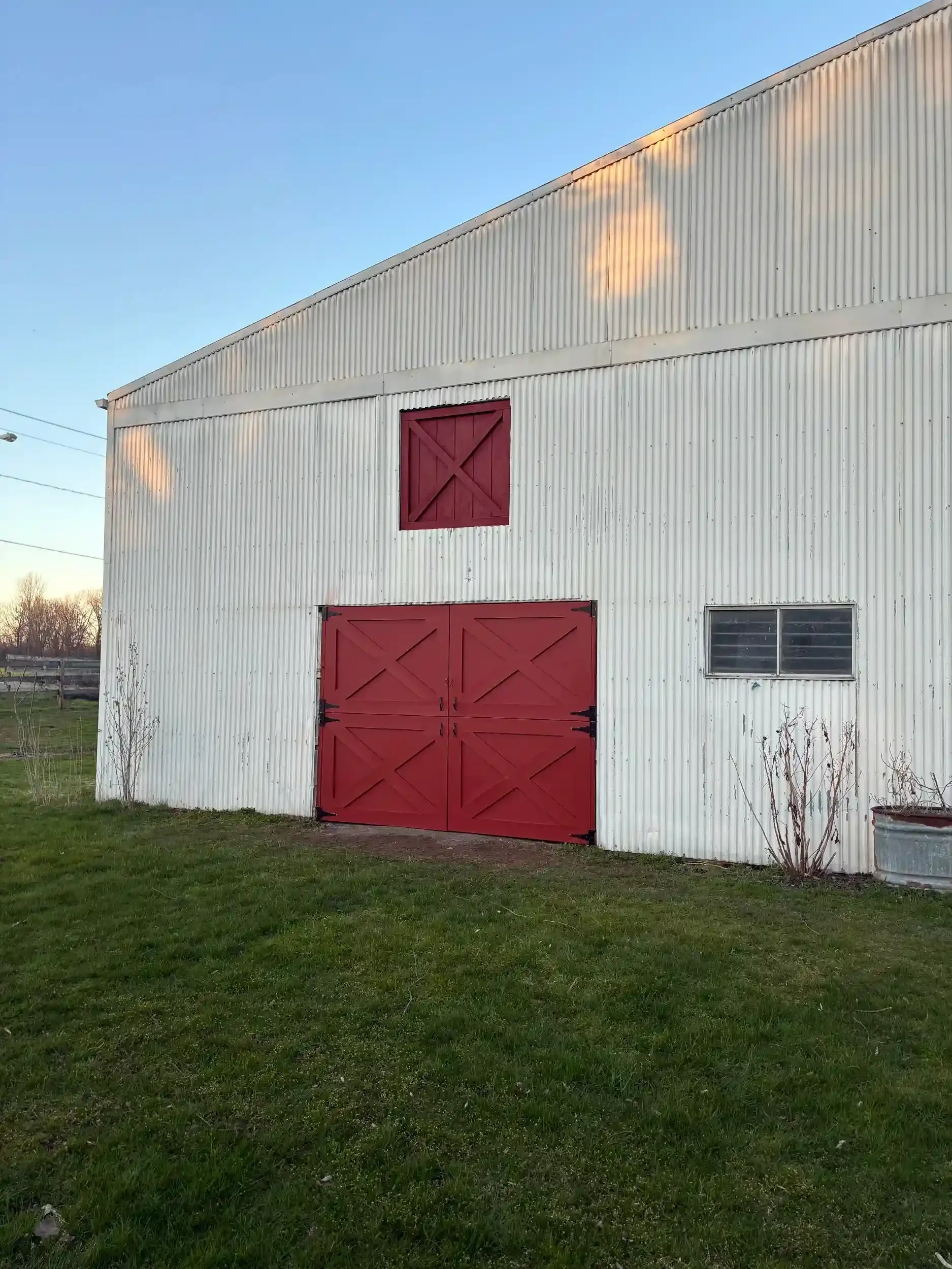 portfolio-historic-barn-door-rebuild-gallery-11.webp