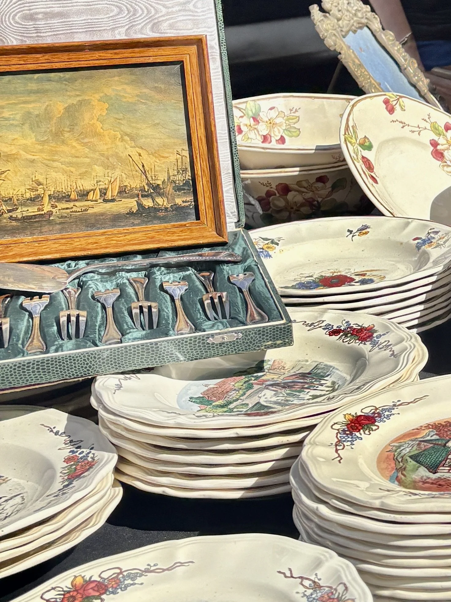 Vintage finds at the Braderie de Lille