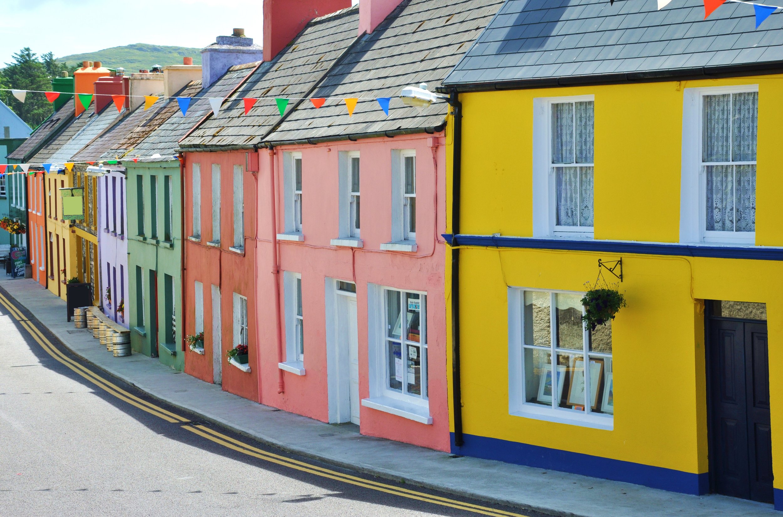 Colourful Irish cottages in Kinsale