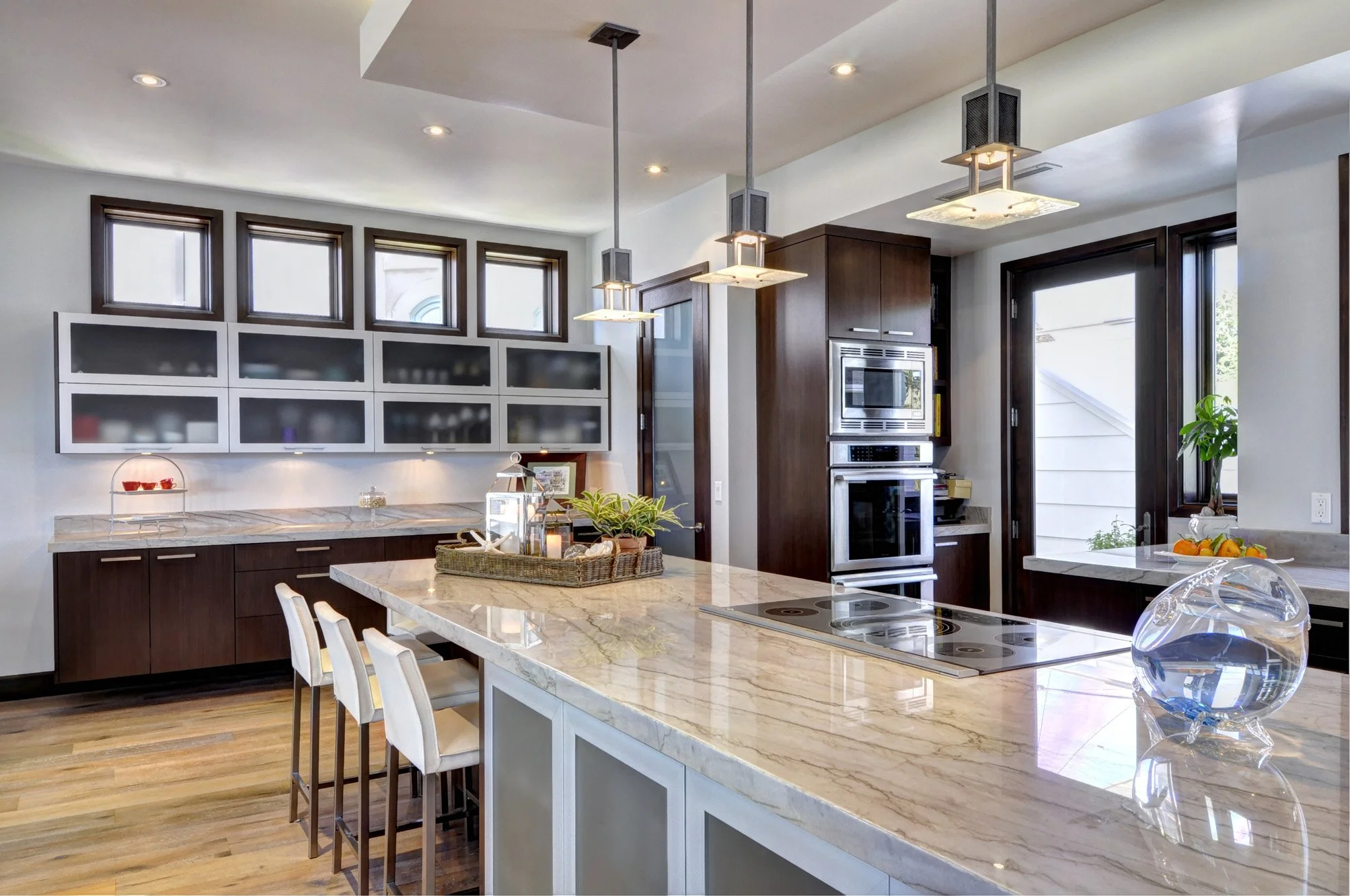 23-kitchen1.jpg