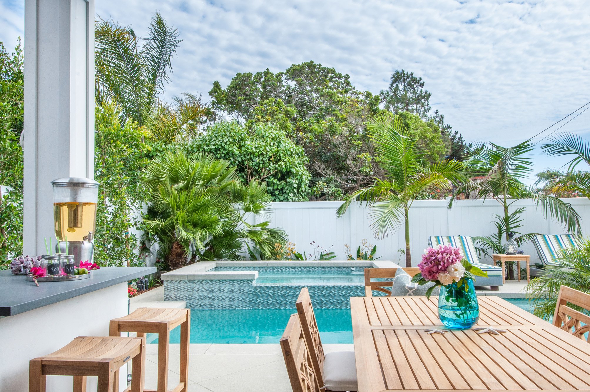 089-patio1.jpg