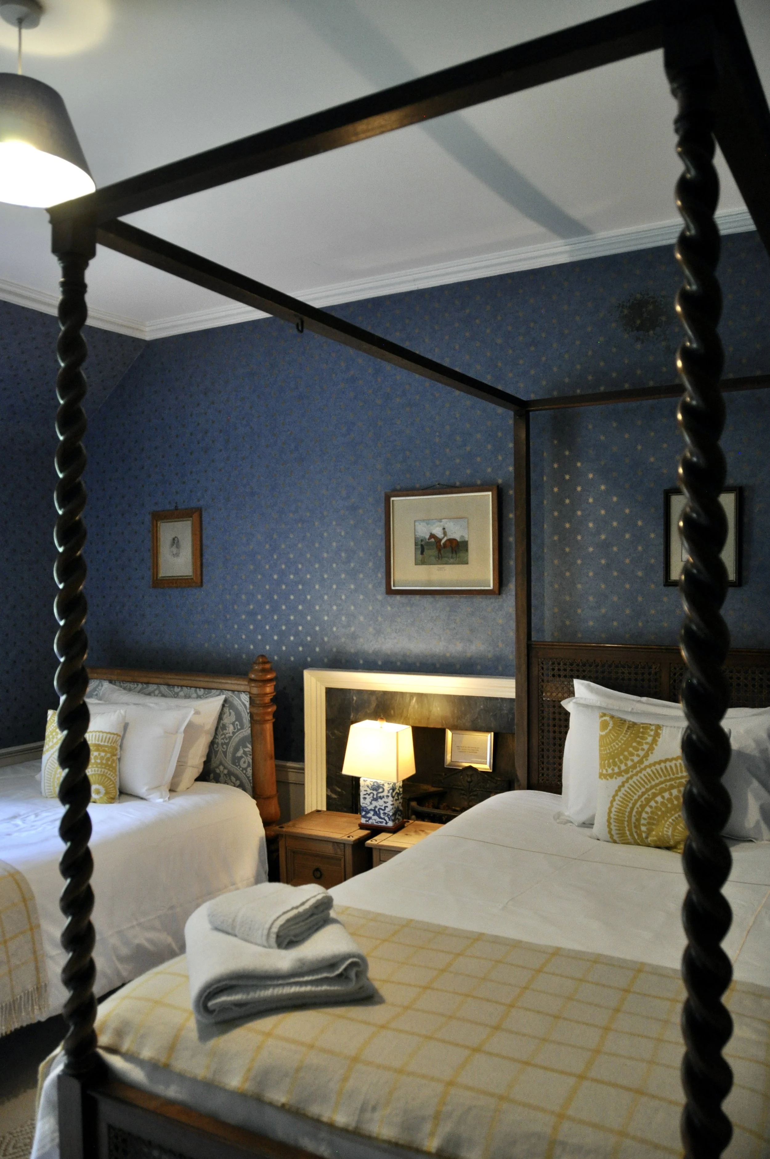 Turret Room 1.JPG