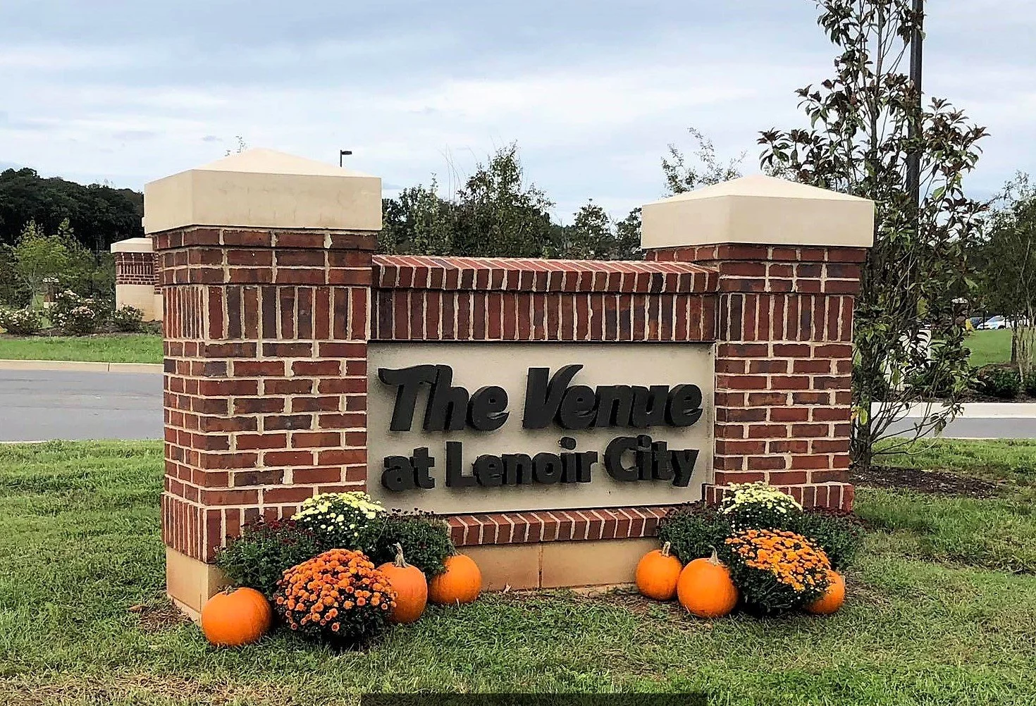 Why Fall 2026 Event Dates Are Filling Faster Than Ever in East Tennessee