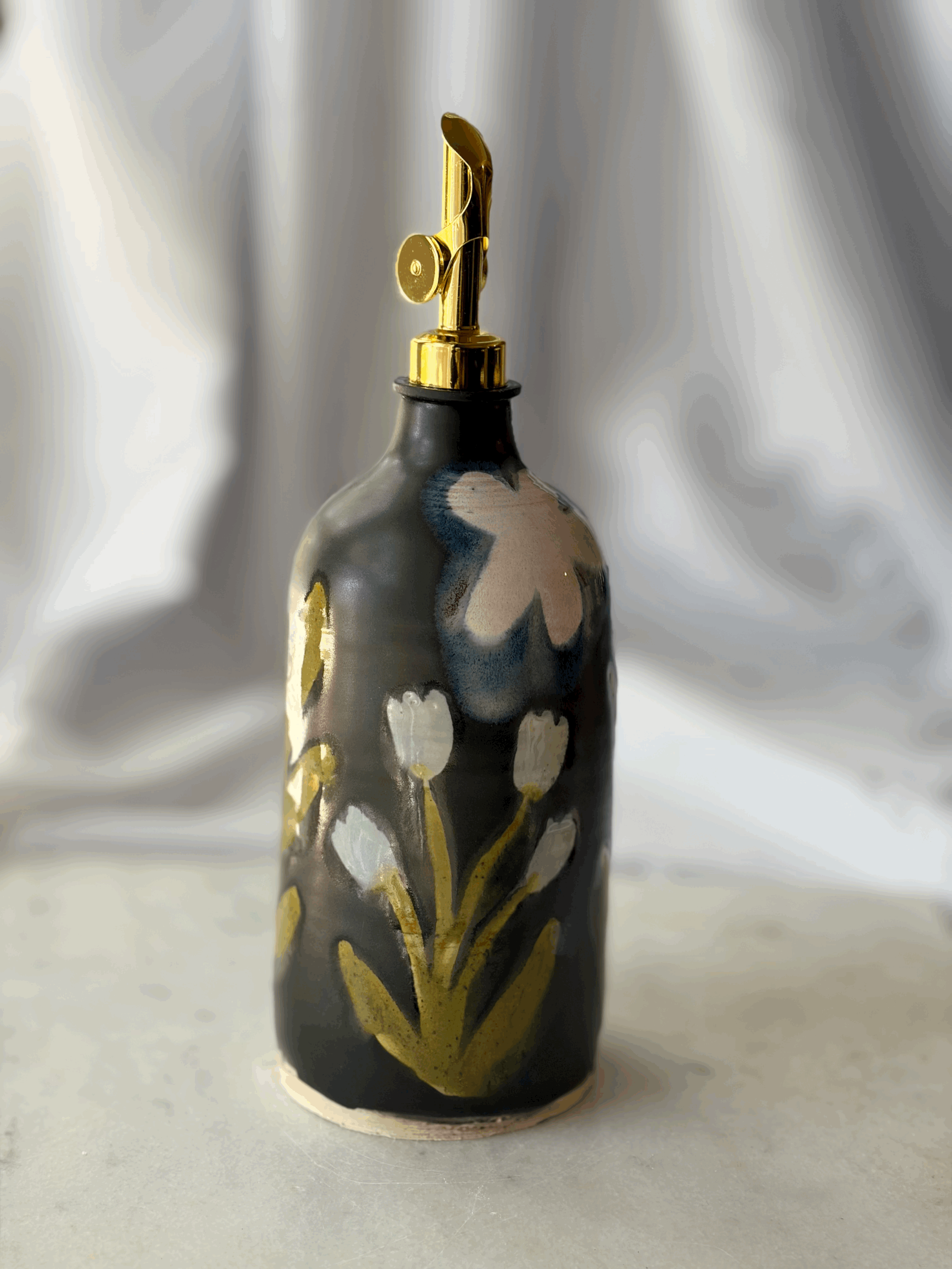 Oil Bottle - Sesame Black