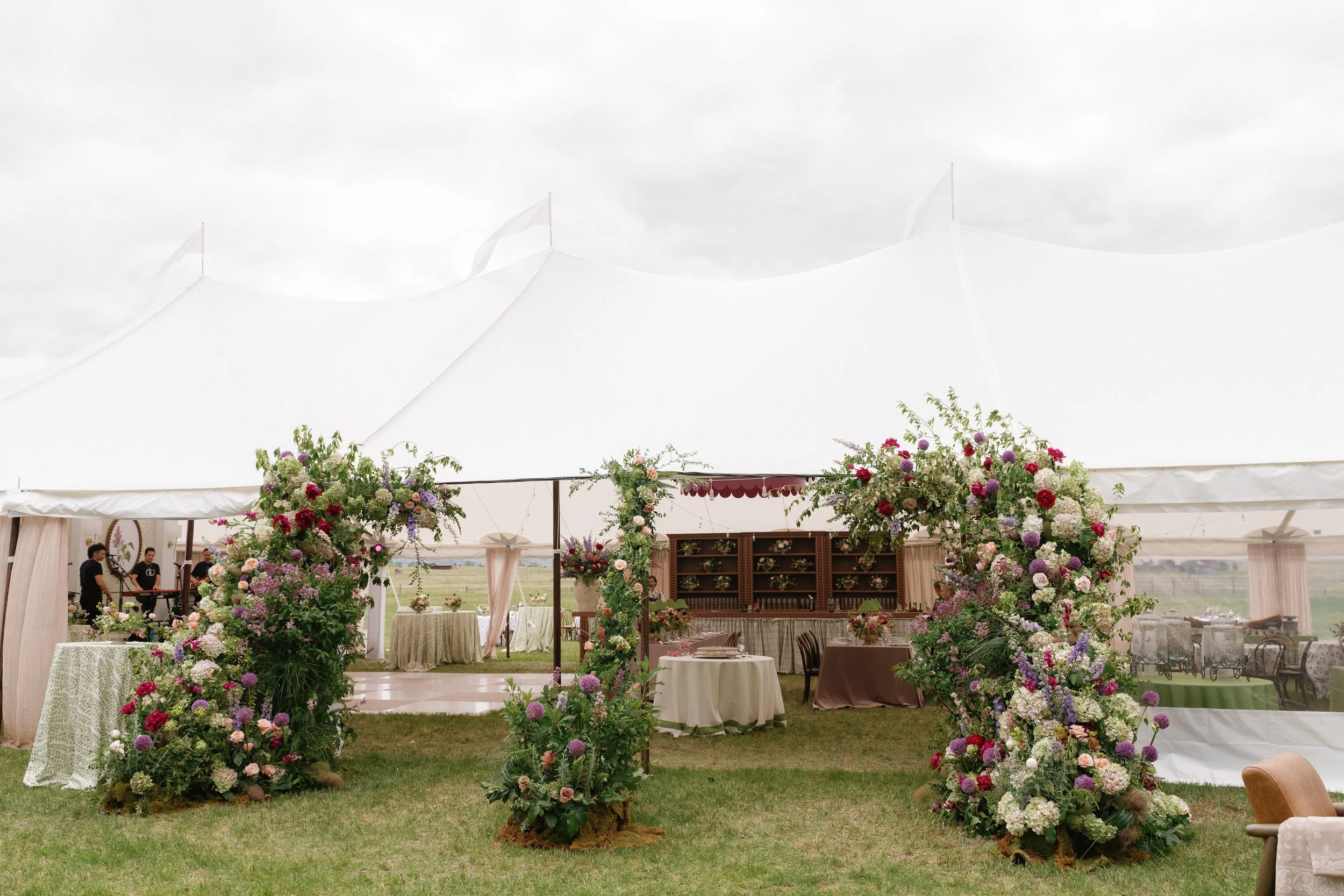 LeighLeigh_26Adam-Weddingday-AshleyTeresa-385.jpg