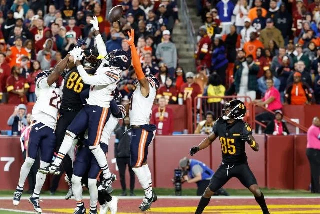 Bears Lost: When Engaging the Crowd Becomes a Distraction