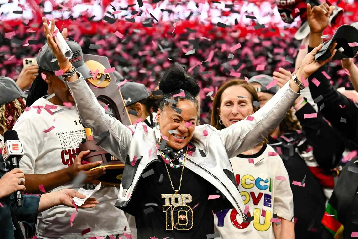 Dawn Staley: Building a Dynasty at South Carolina and a Blueprint for Coaches Everywhere