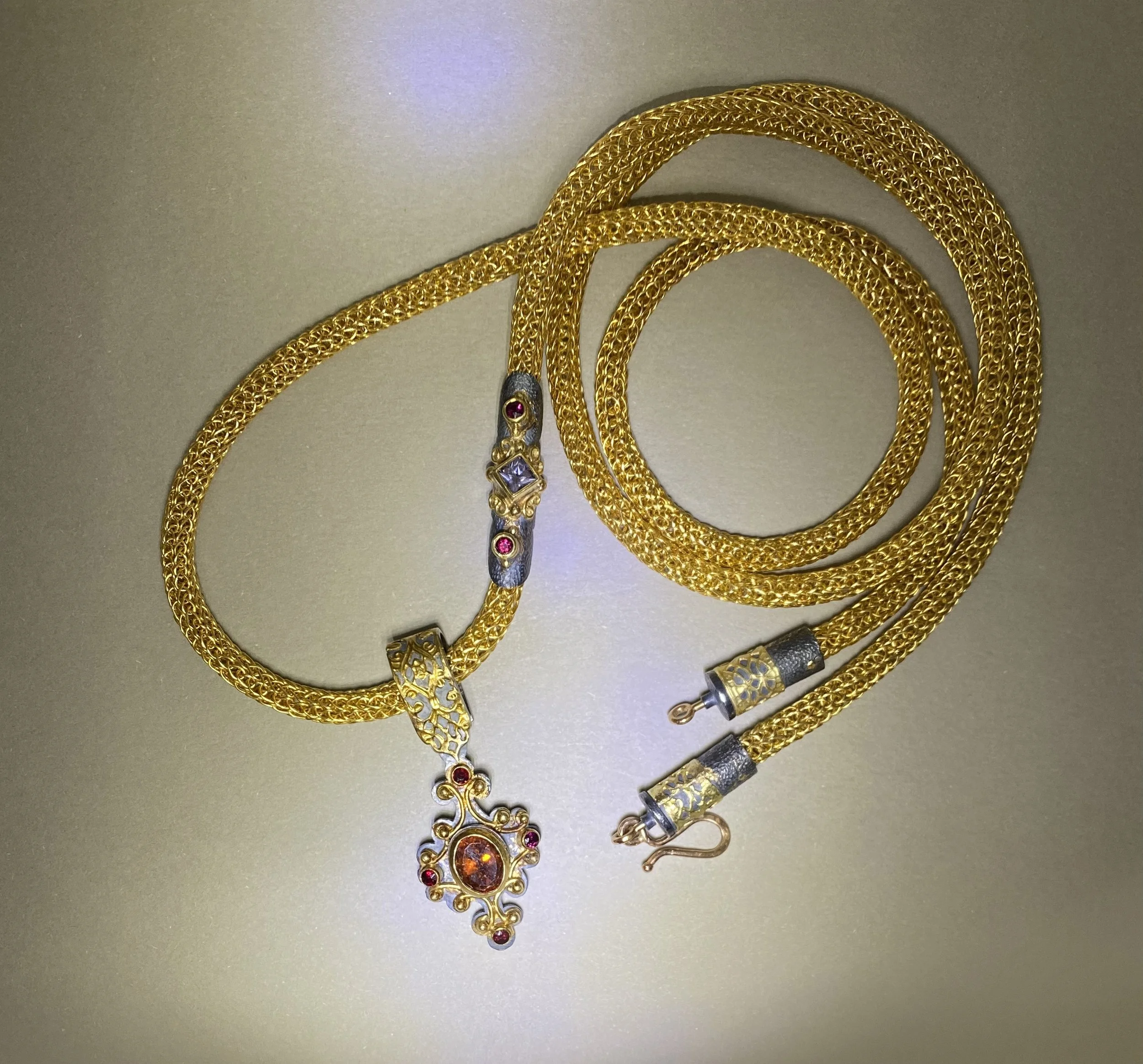 Tudor Allusion pendant and chain