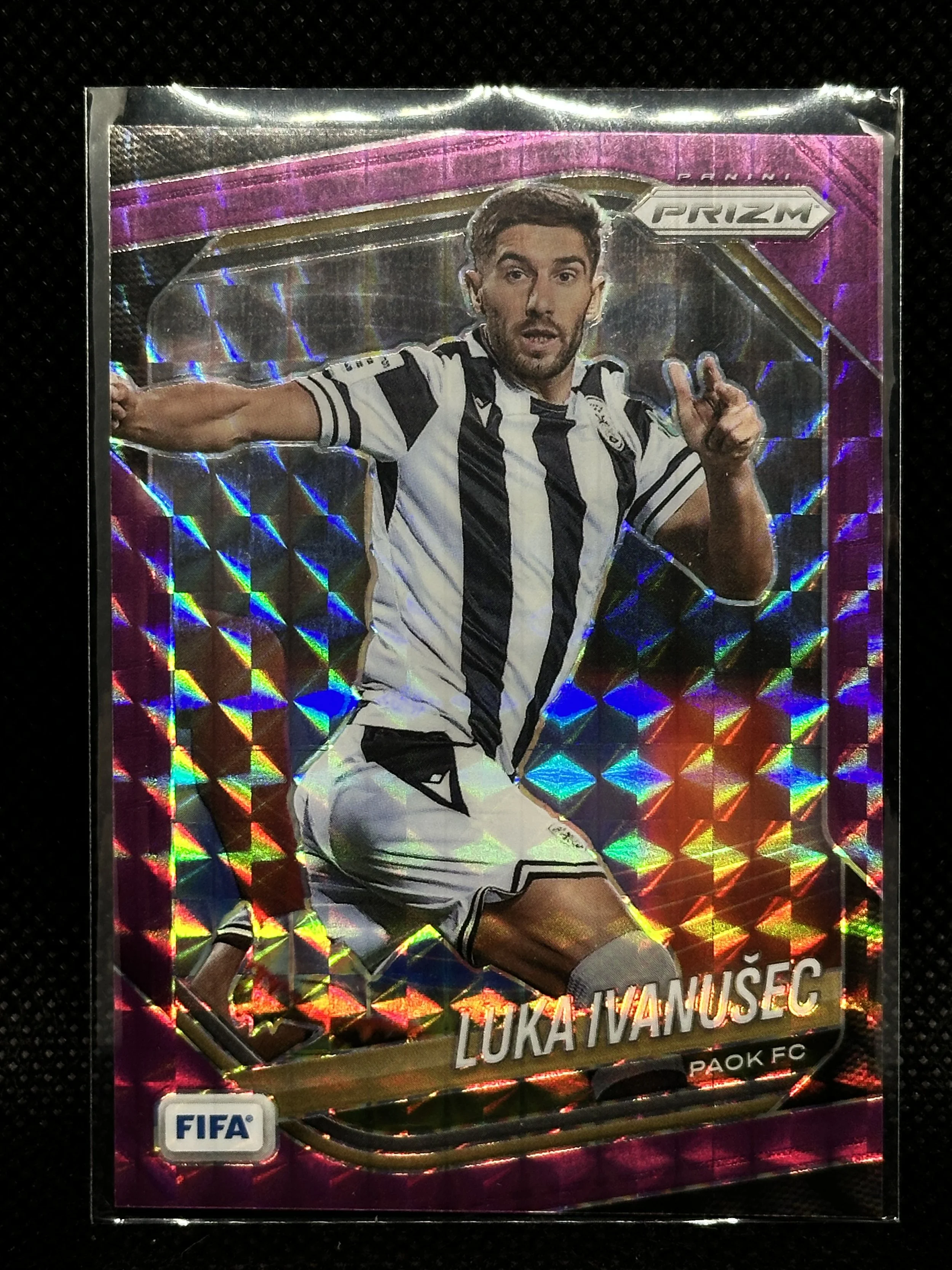 Front of 2025-26 Panini Prizm FIFA Luka Ivanušec card #46, numbered 020/135.