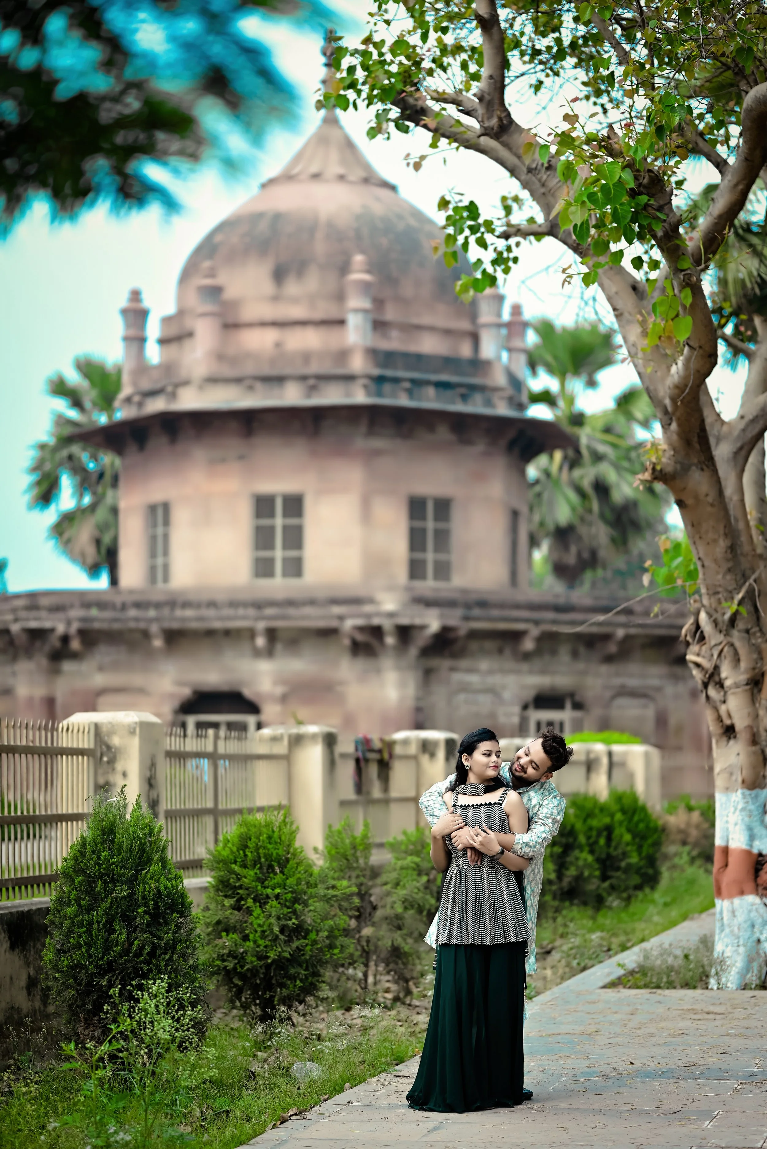pre wedding photographer in prayagraj