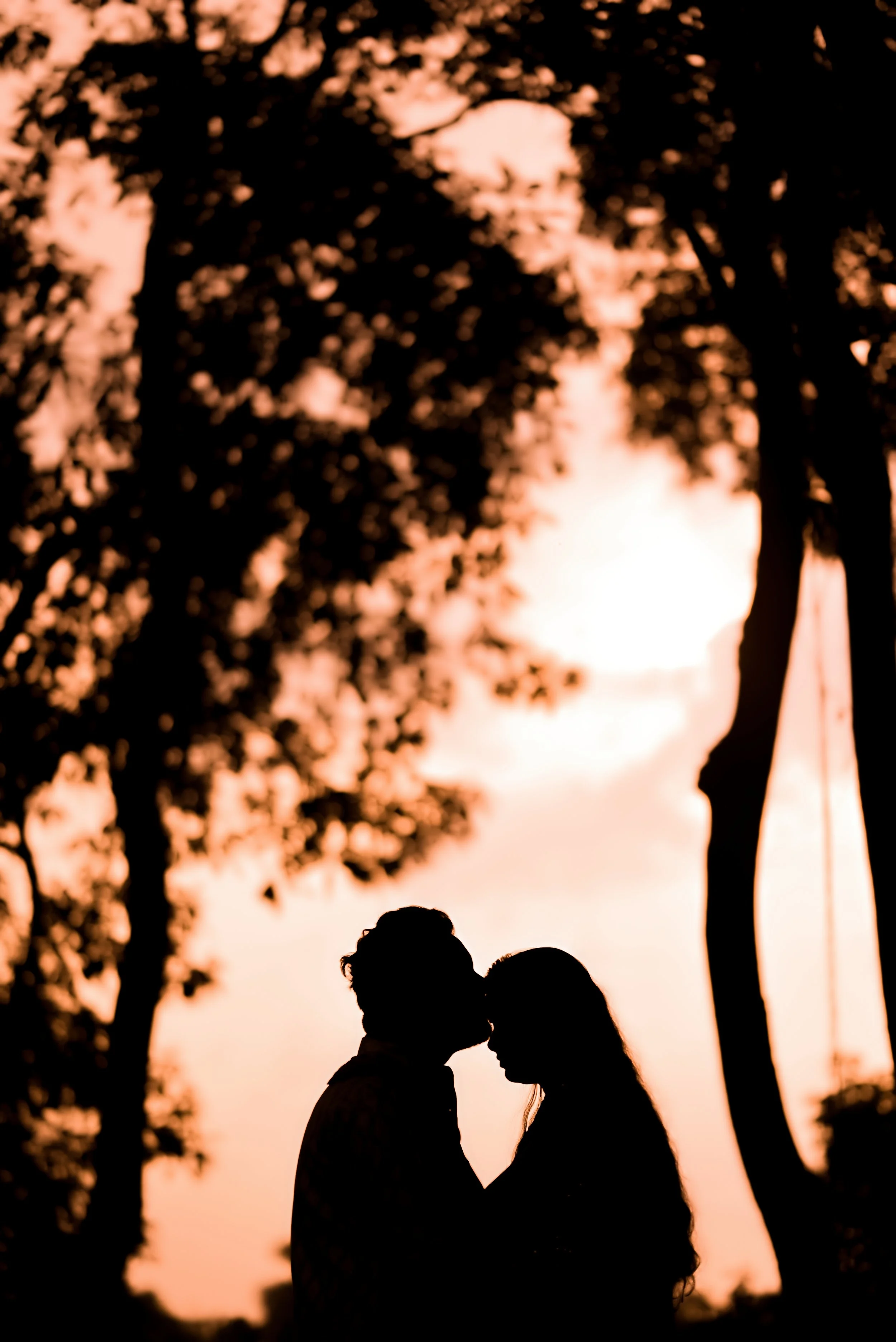 Top Pre Wedding Photography in Prayagraj for couples looking for creative, romantic and cinematic photographs that beautifully preserve their special memories.