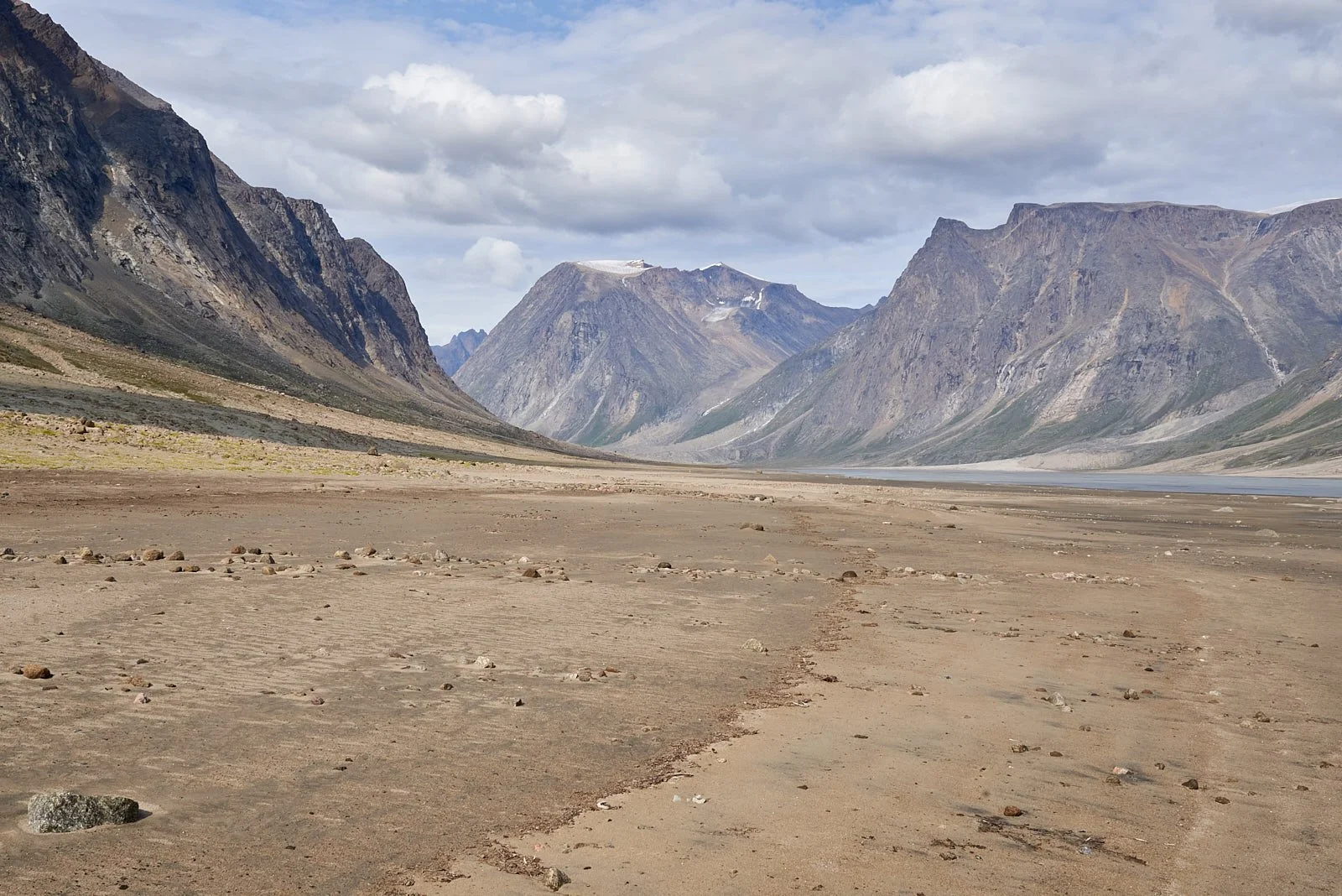 Akshayuk Pass.