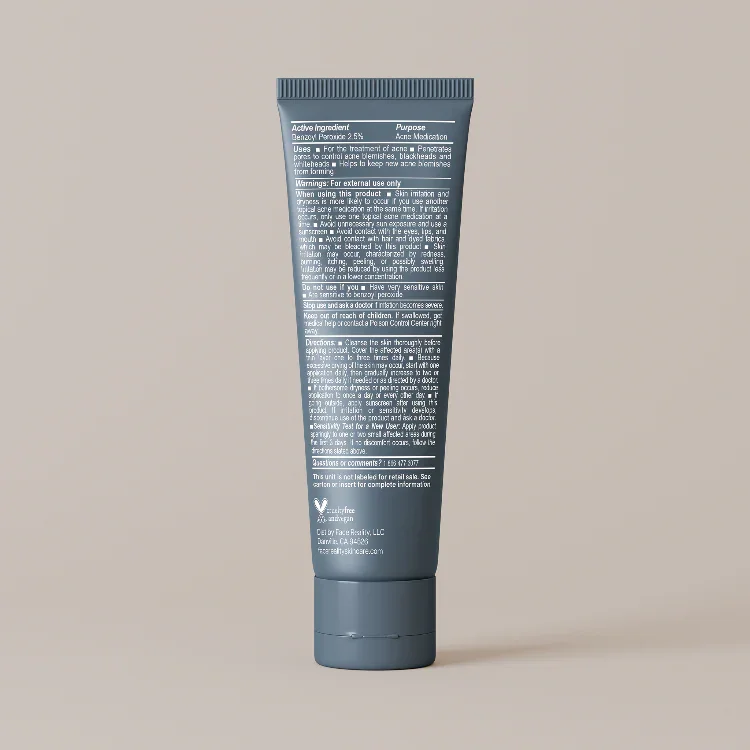 FR_AcneTreatments_2.5%_AcneMed_Back.webp