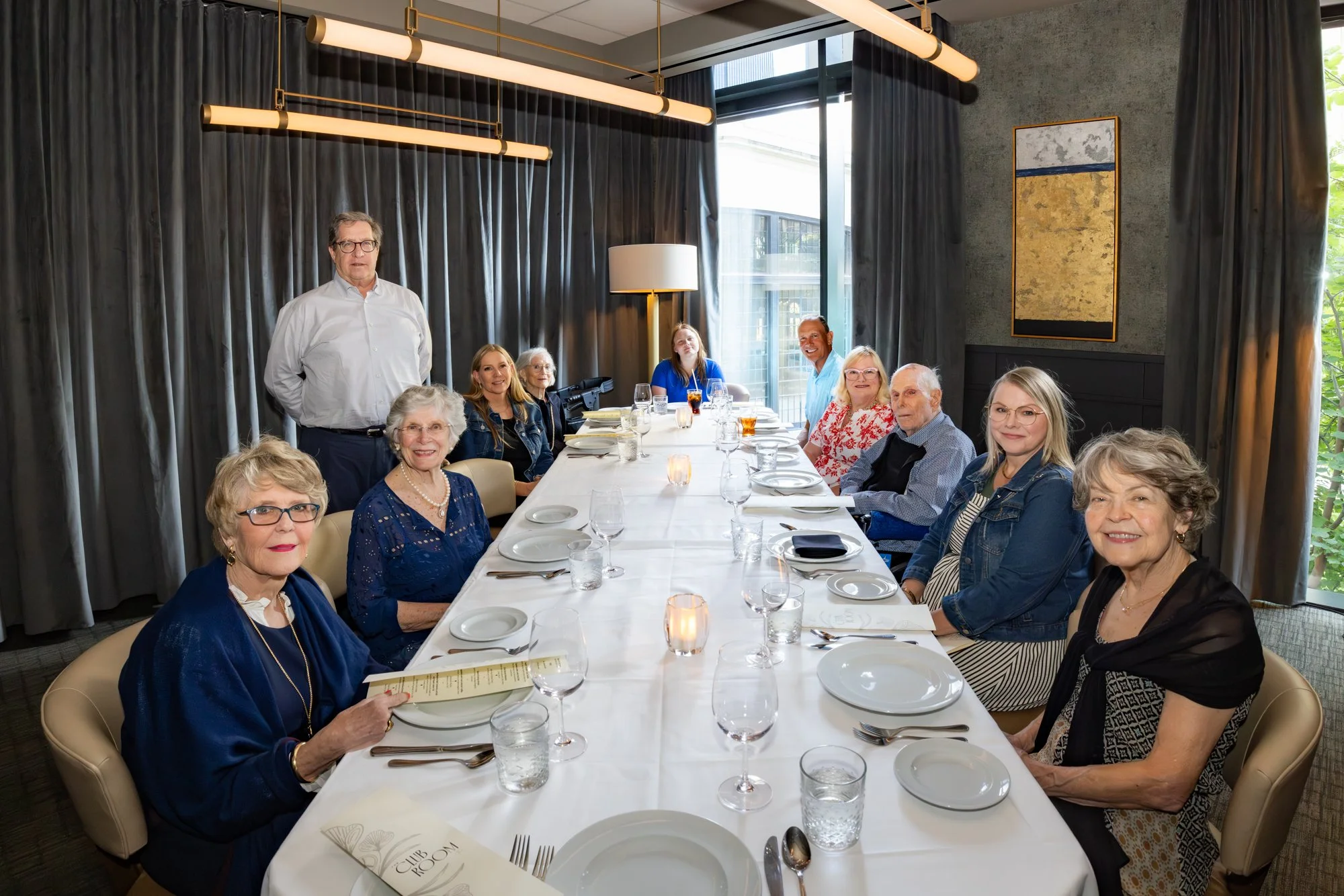 15-DiningAtTheKimberly-007.jpg