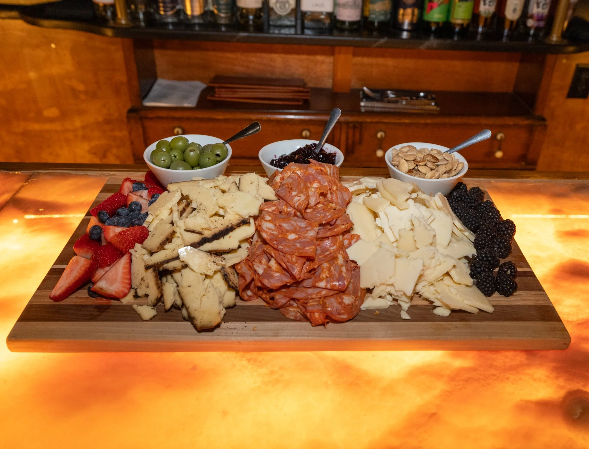 12-MarkTwainCocktailDinner-019.jpg
