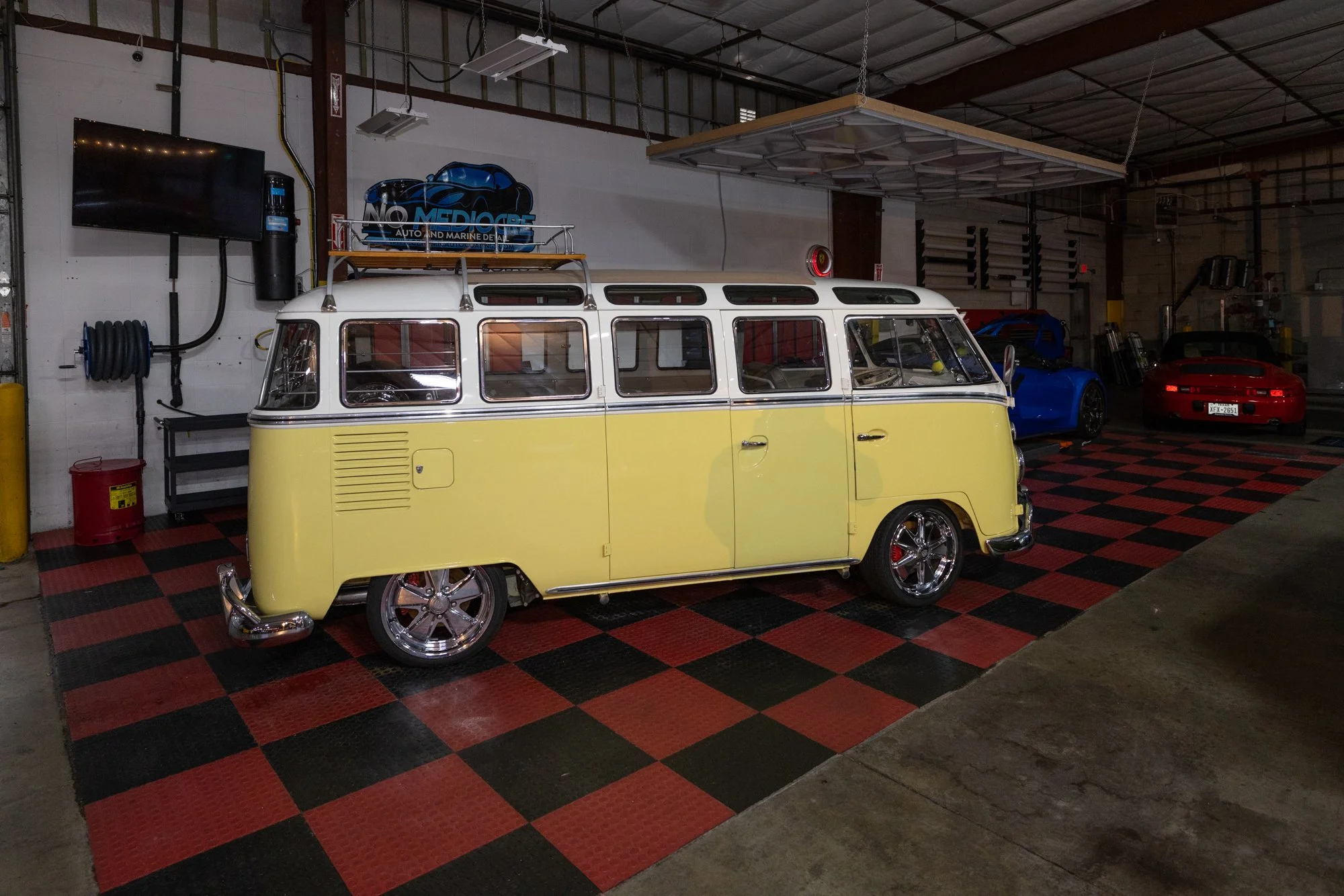 6-FastCarsFineWine-005.jpg