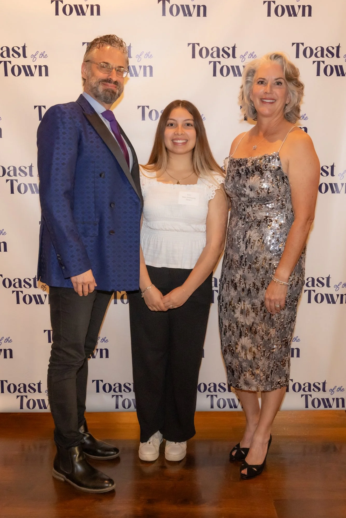 8-DazzleInTinseltown-034.jpg