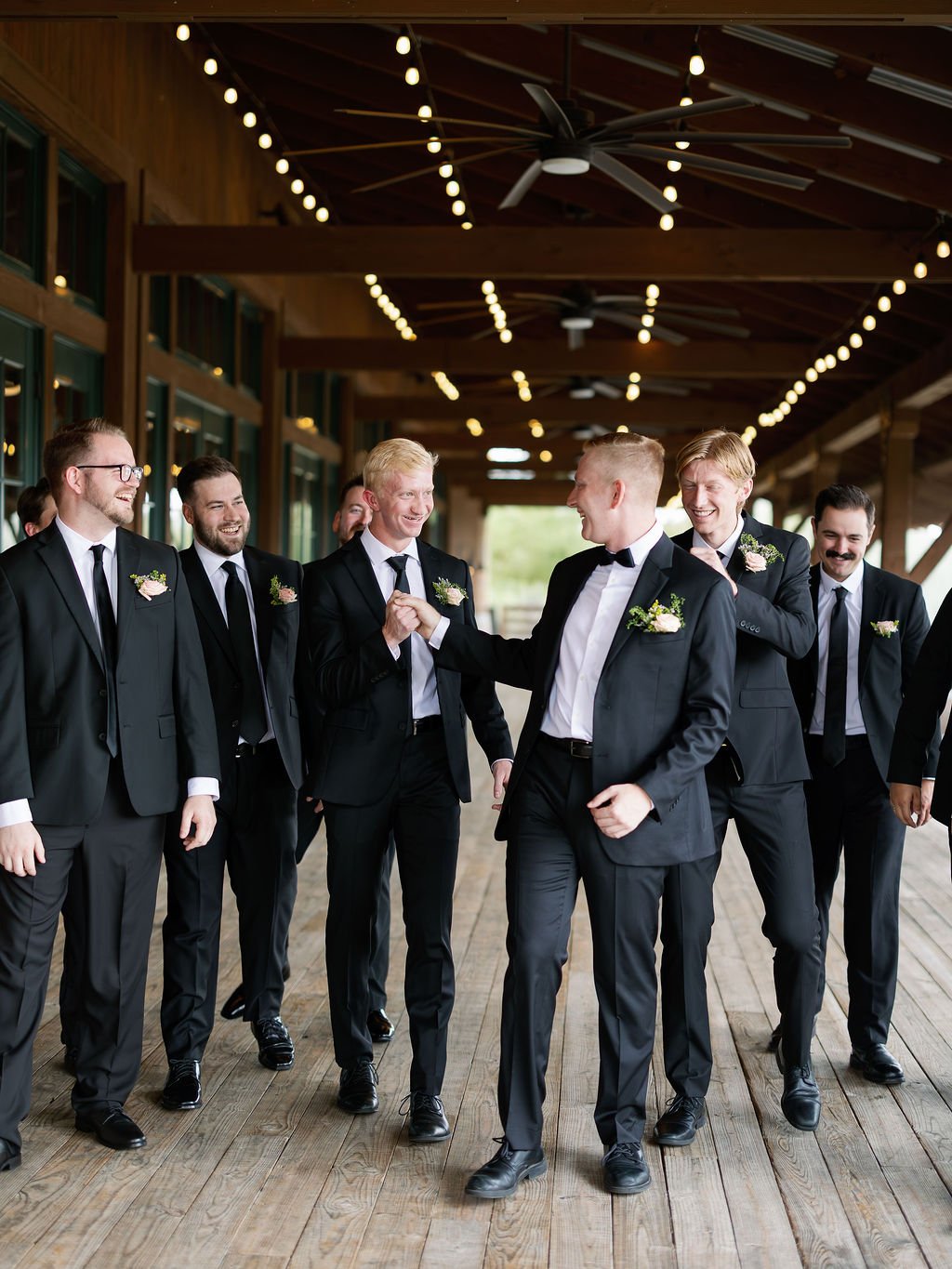 sky&ry.groomsmen-17.jpg
